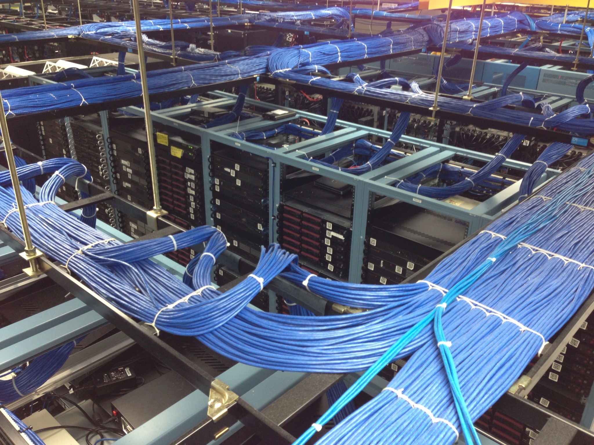 2048x1536 The search begins and we embark upon our parade of data center tours. We  needed a reasonably priced Tampa data center that provided a quality  network and ...