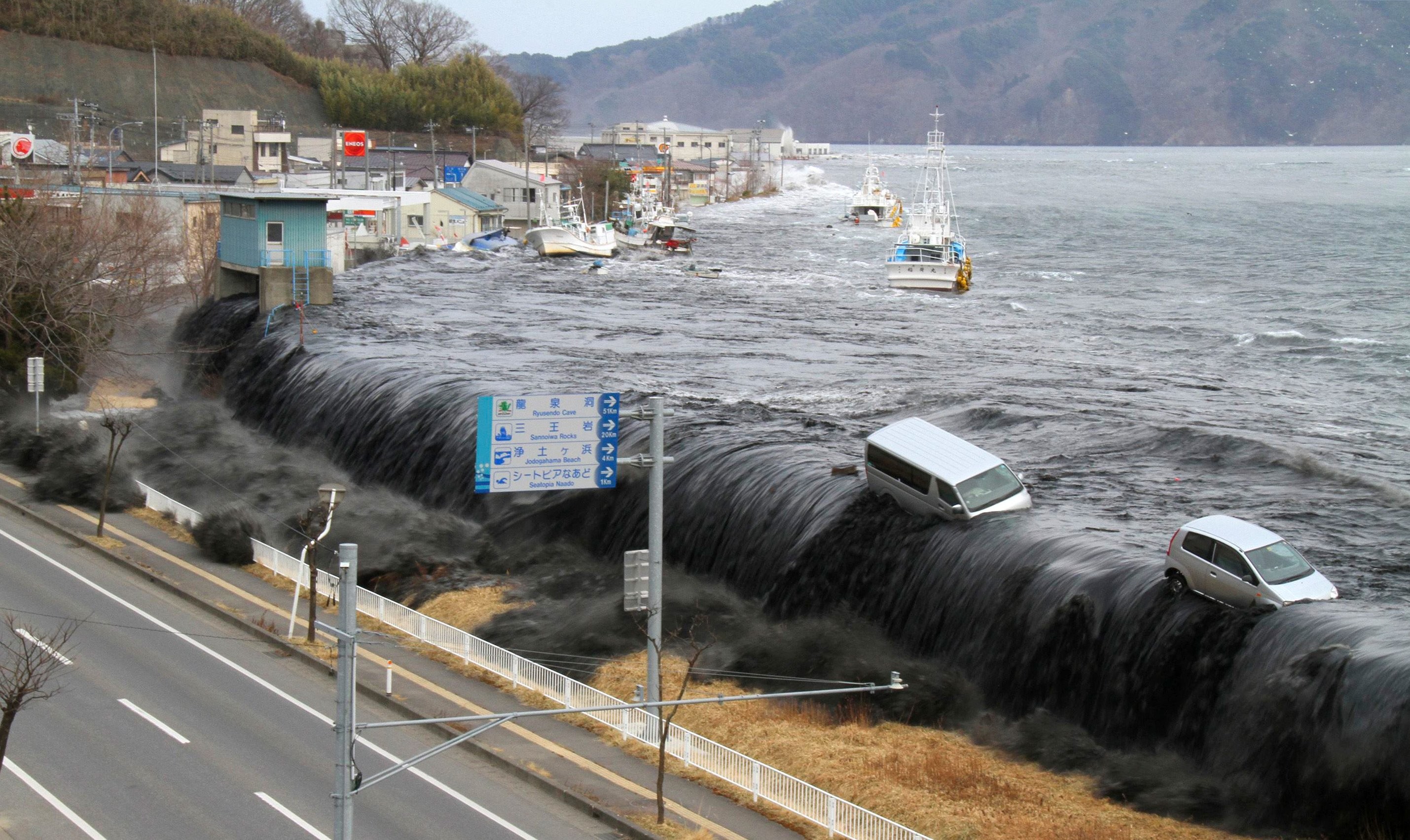 2859x1703 tsunami mar coches ciudad tragedia wallpaper