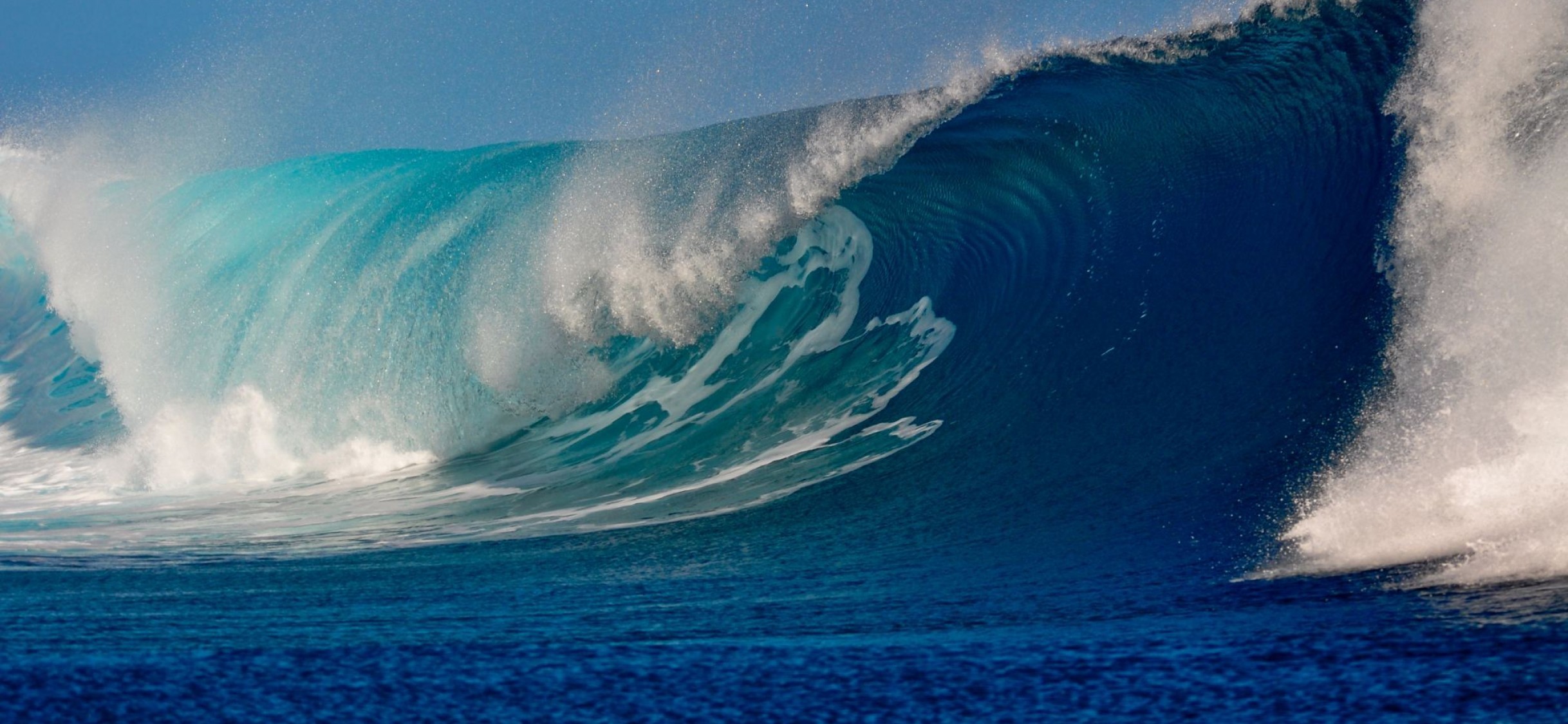 2436x1125 Beautiful Ocean Waves Live Wallpaper for Desktop and Mobiles - iPhone X
