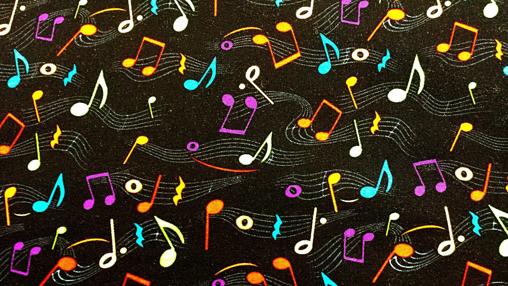 2048x1152 fabric with colorful music notes