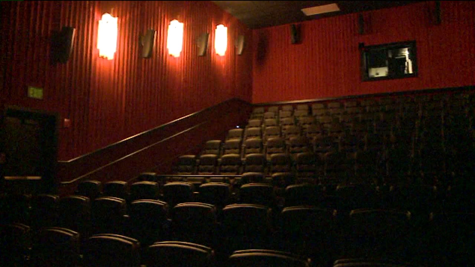 1920x1080 Man shot to death for texting in Florida movie theater: sheriff | New  York's PIX11 / WPIX-TV