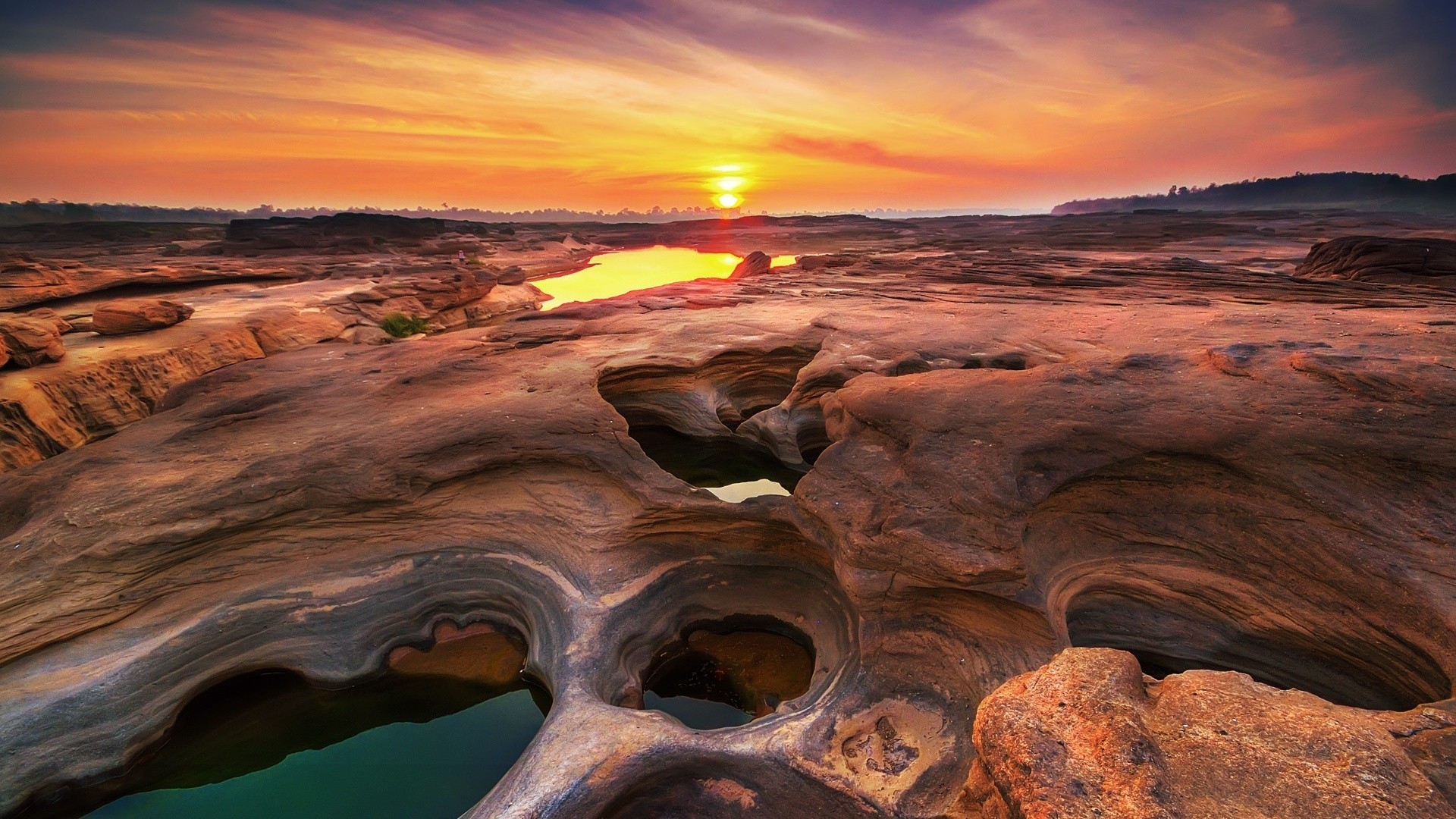 1920x1080 Sunset on the rocky shores of Lake HD Desktop Wallpaper