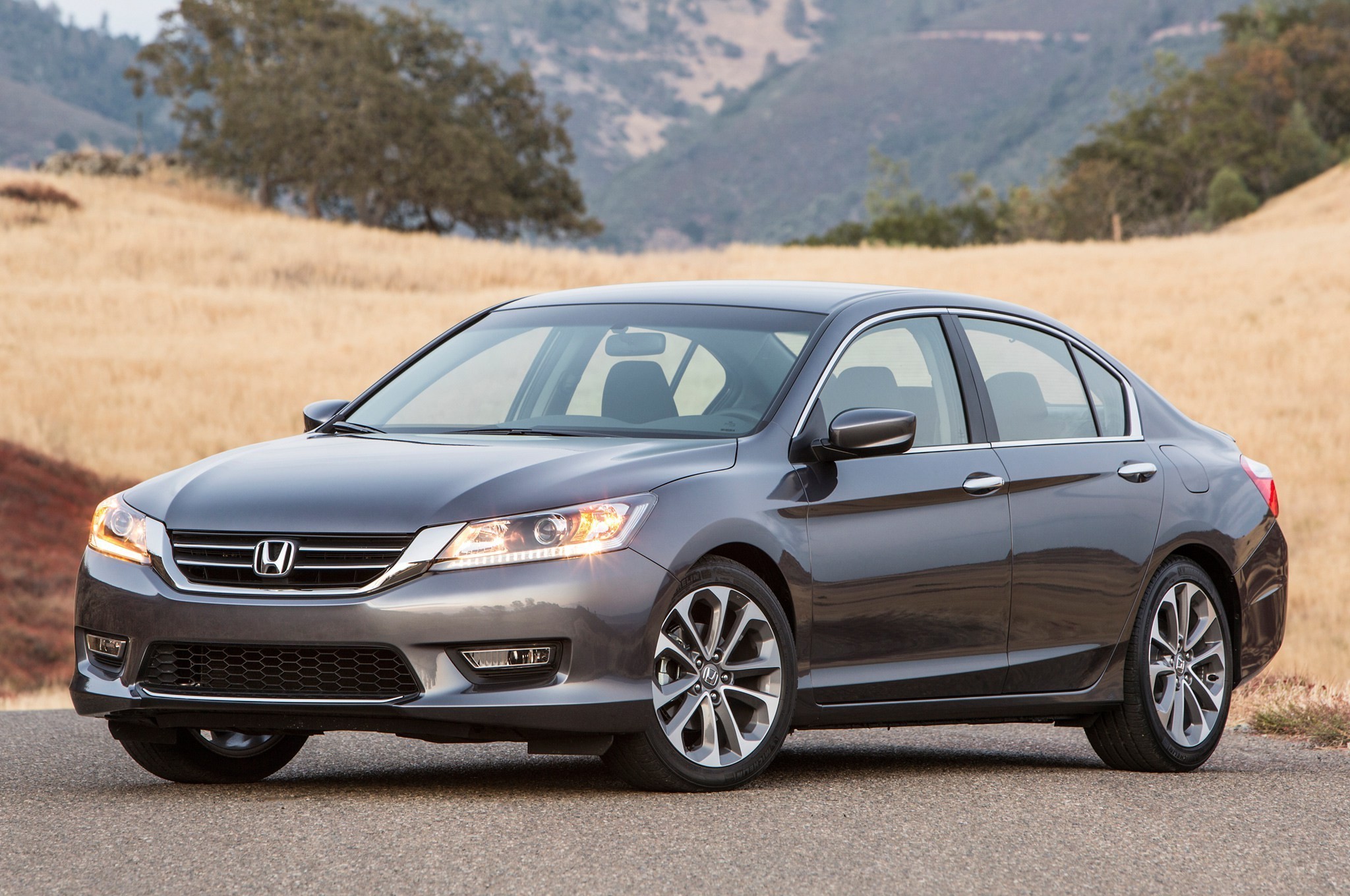 2048x1360 2015 Honda Accord Hybrid Wallpaper Hd Photos Wallpapers And Other 2014 Sport