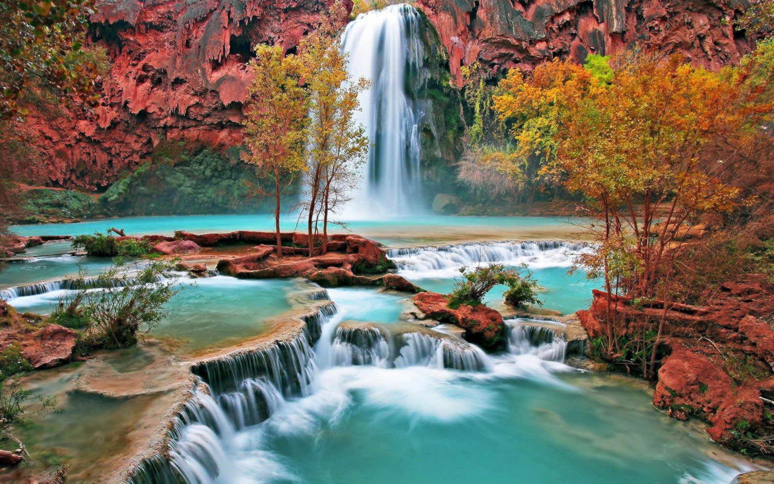 2560x1600 Gorgeous Waterfall Wallpaper