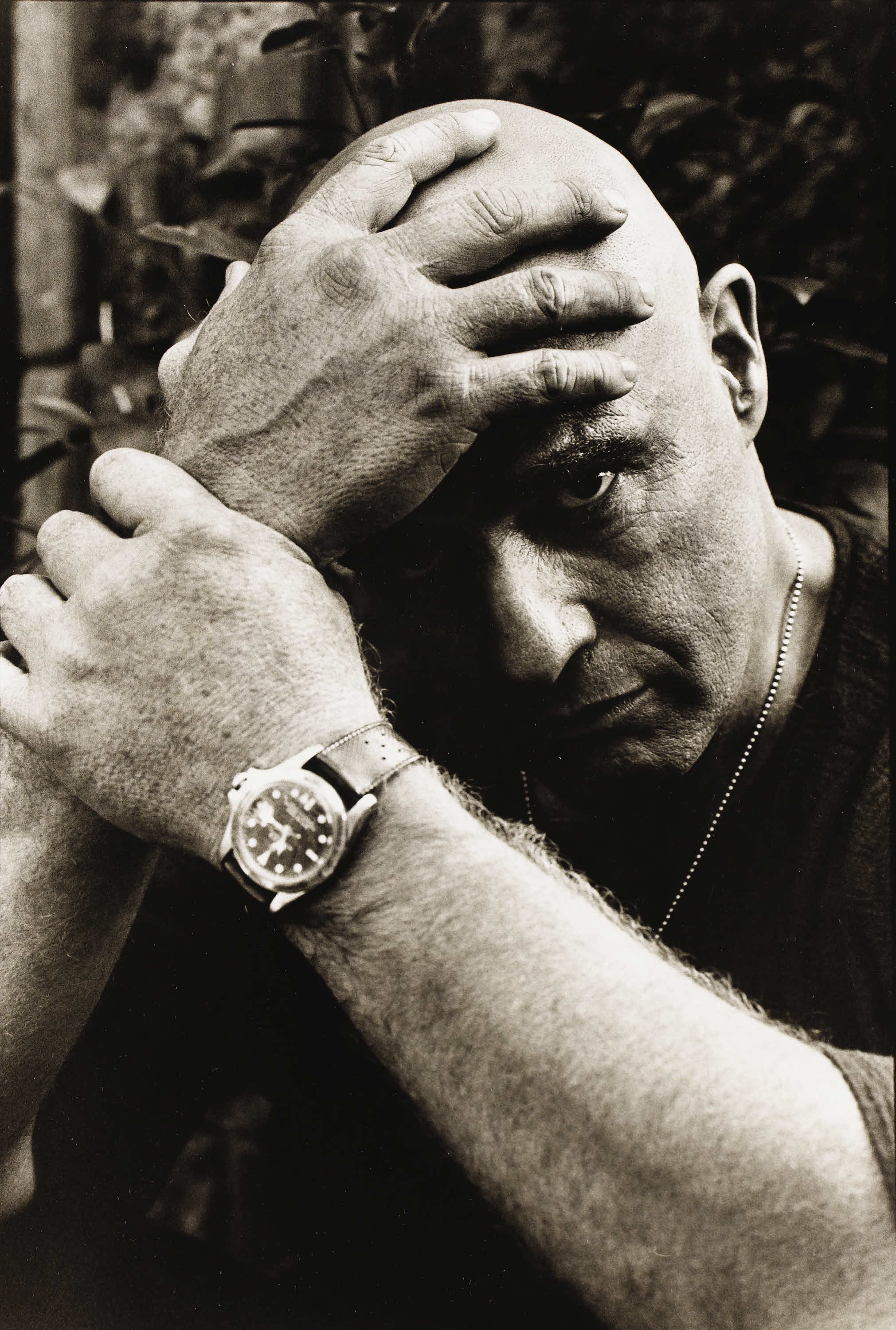 2021x3000 Marlon Brando on the set of Apocalypse Now directed by Francis Ford  Coppola, 1979.