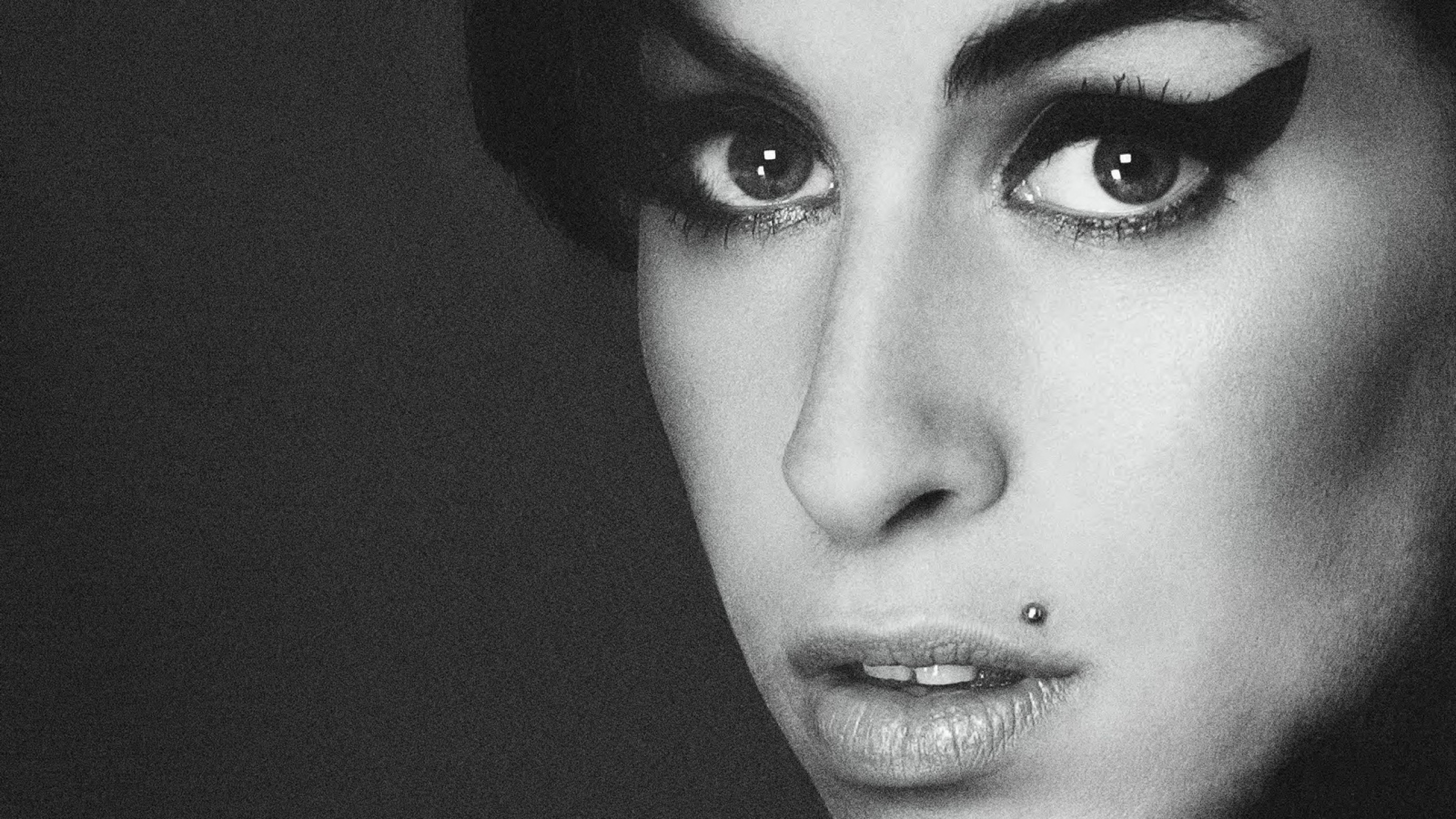 2560x1440 Preview wallpaper amy, 2015, amy winehouse 