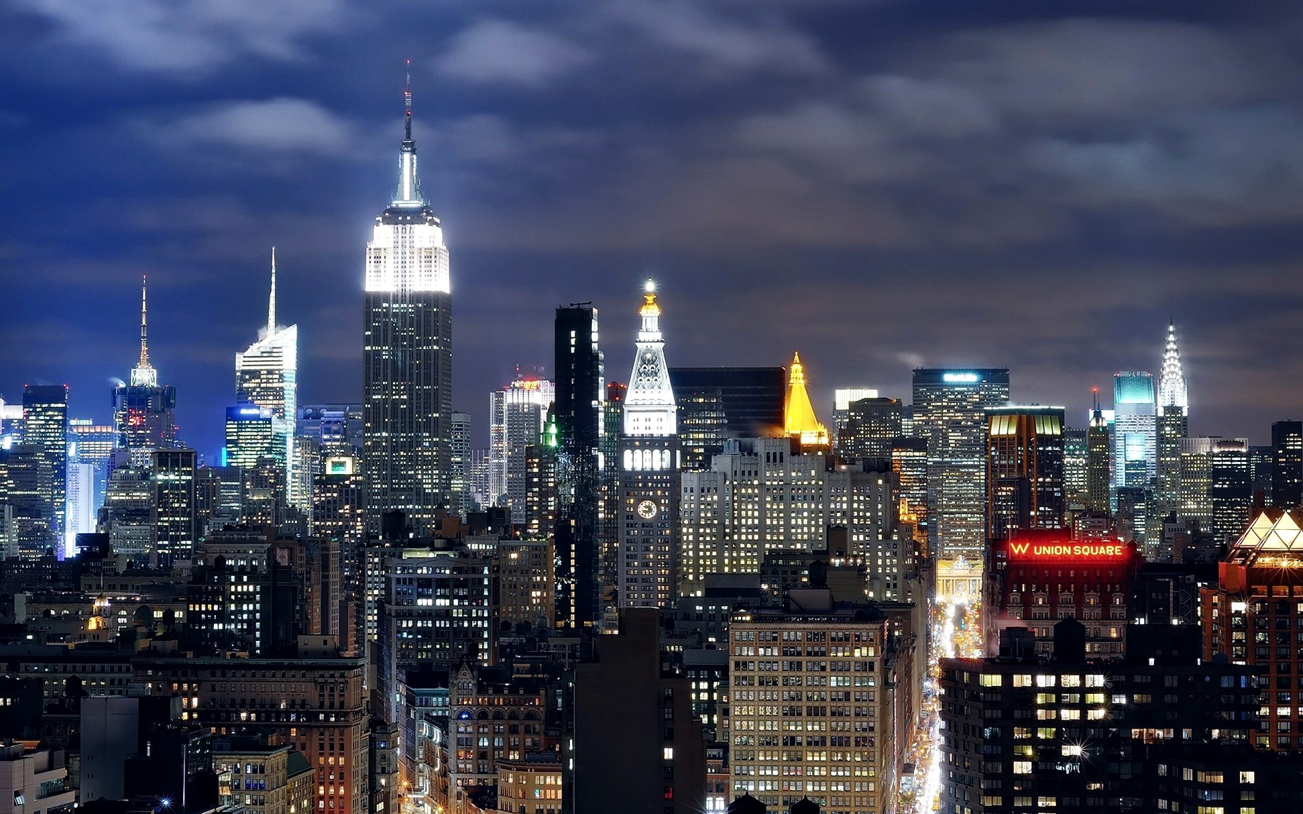 2560x1600 Midtown Manhattan, New York skyscrapers at night | Widescreen and Full .