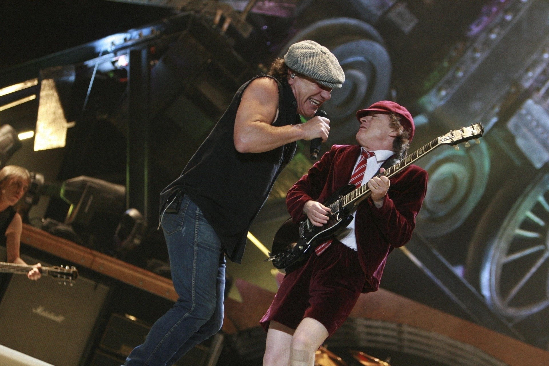 1920x1280 Wallpaper Acdc, Group, Scene, Solo, Guitar-player HD, Picture, Image