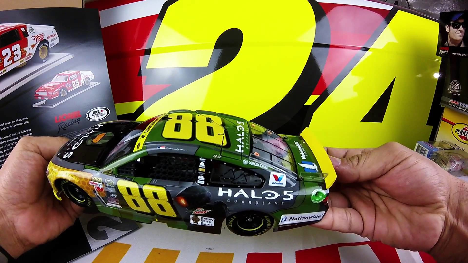 1920x1080 Unboxing the 2015 Dale Earnhardt Jr #88 Halo 5 Special 1/24 NASCAR Diecast