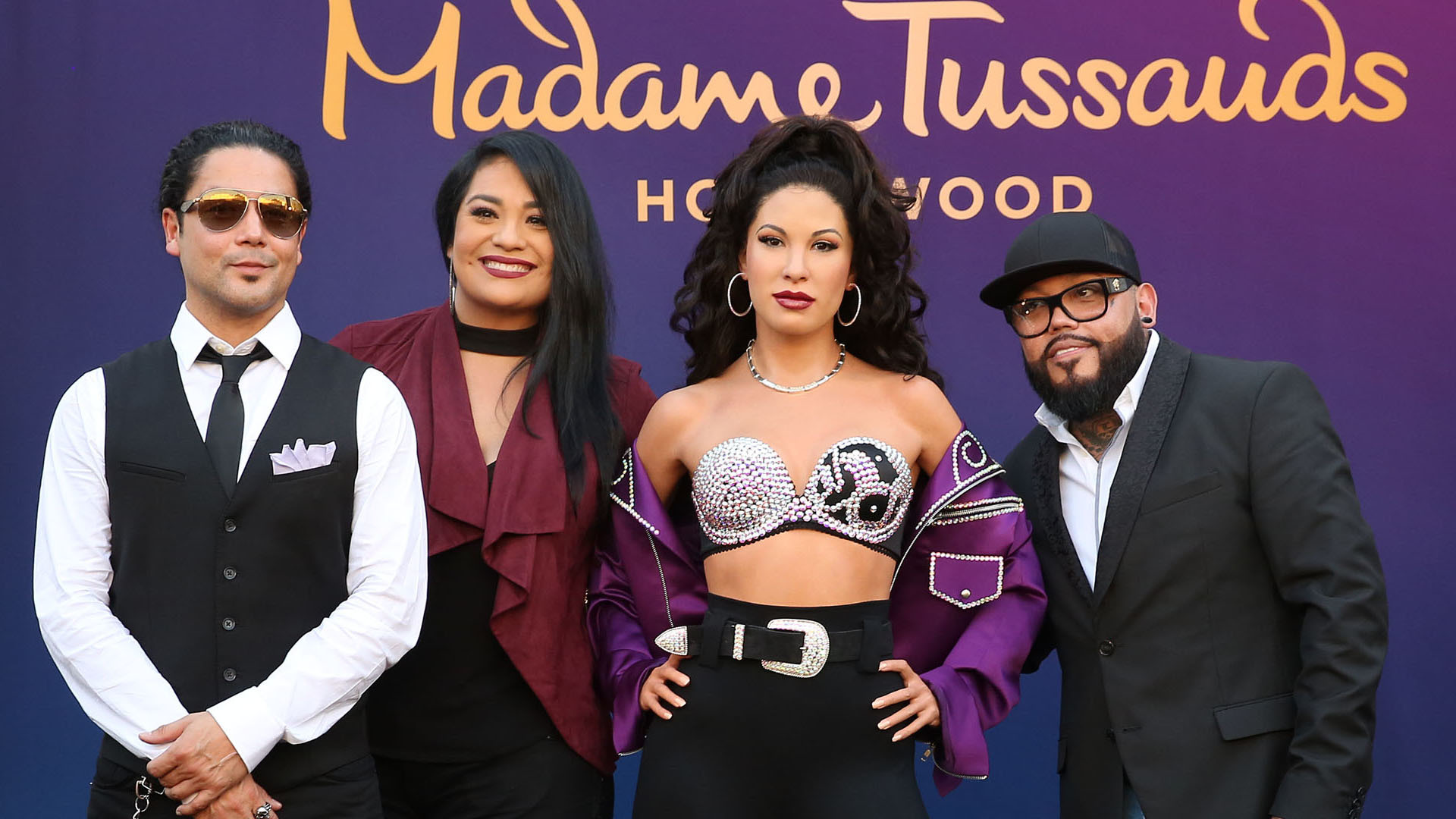 1920x1080 Madame Tussauds revela la figura de cera de Selena Quintanilla (FOTOS +  VIDEO) | Telemundo