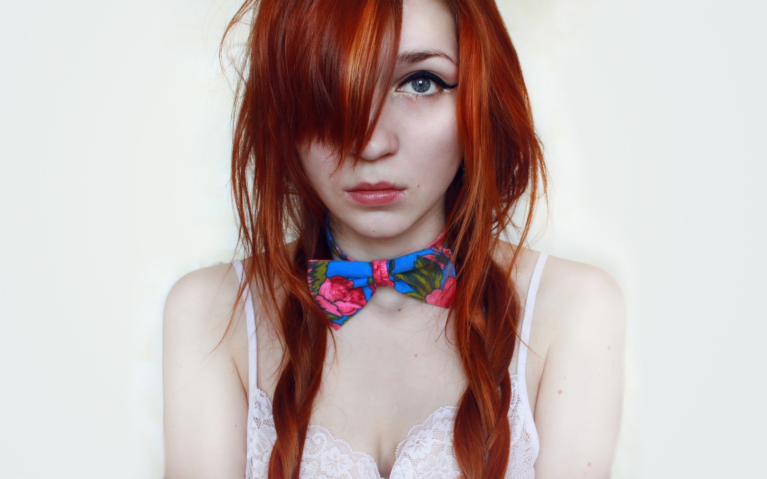 2560x1600  Wallpaper redhead, girl, eyes, hair
