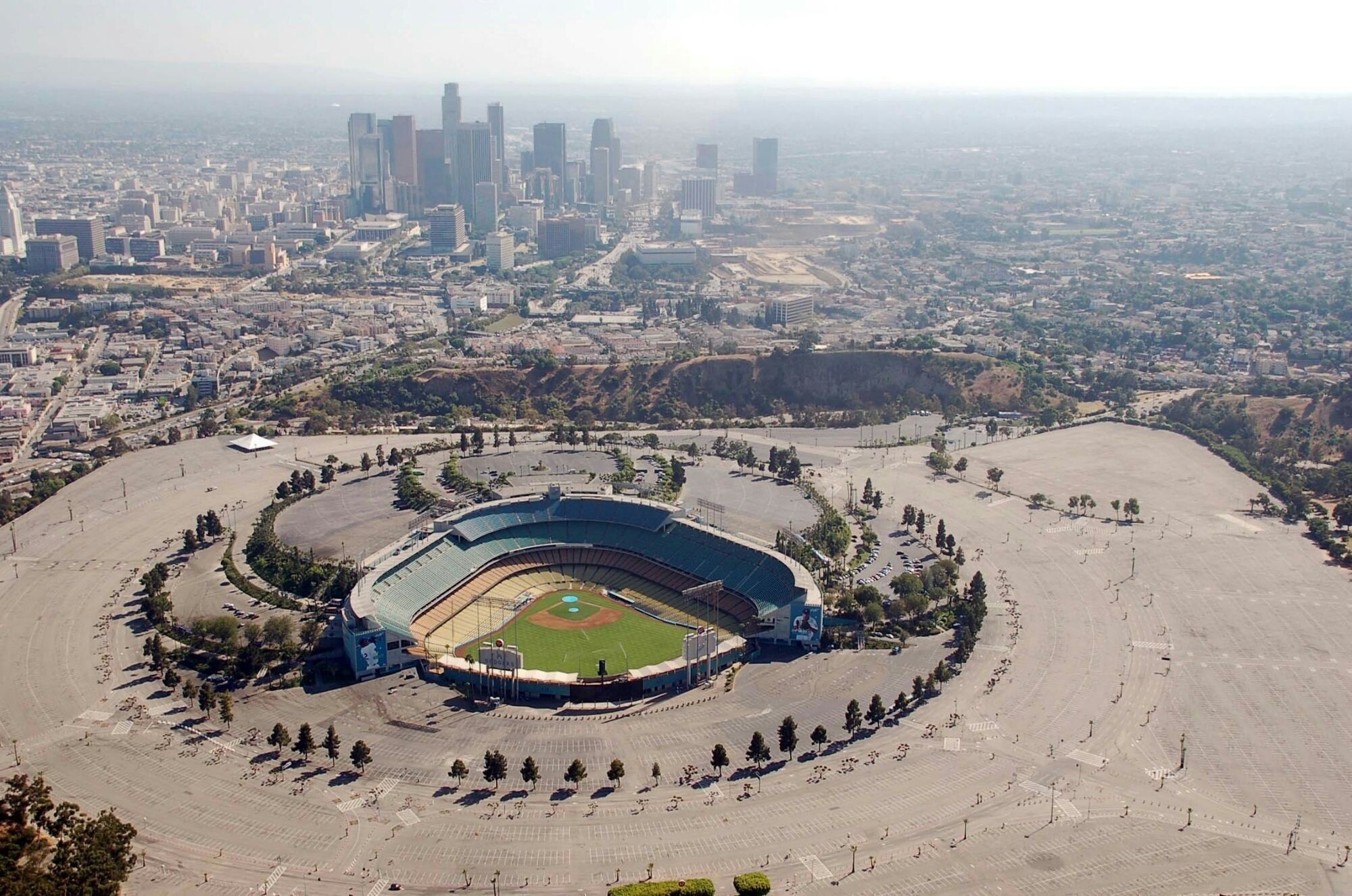 2000x1326 City of Los Angeles California Dodgers Stadium Sports Sothern .