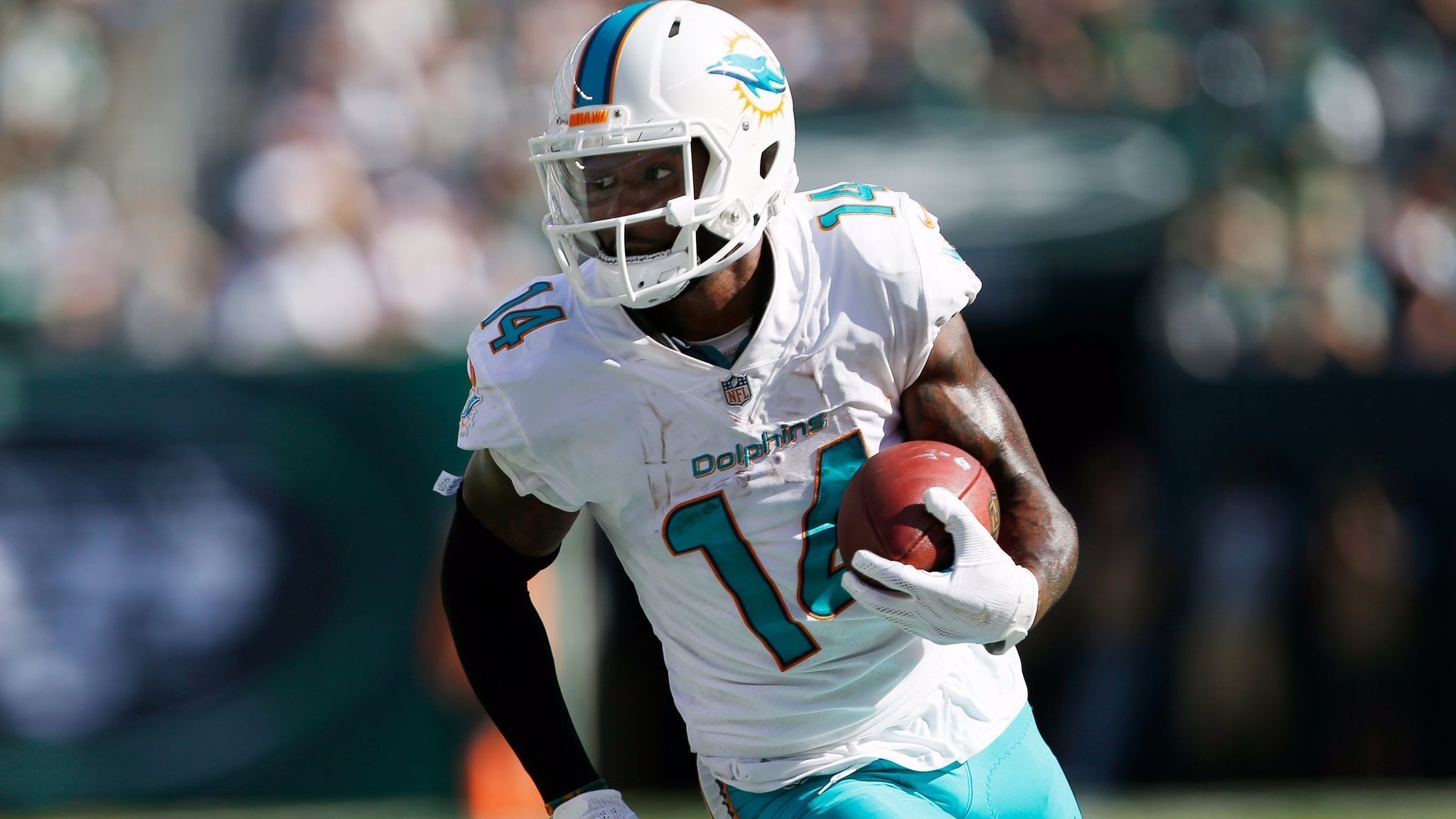 2048x1152 Dolphins' Jarvis Landry will not face charges after investigation into  domestic incident - Sun Sentinel