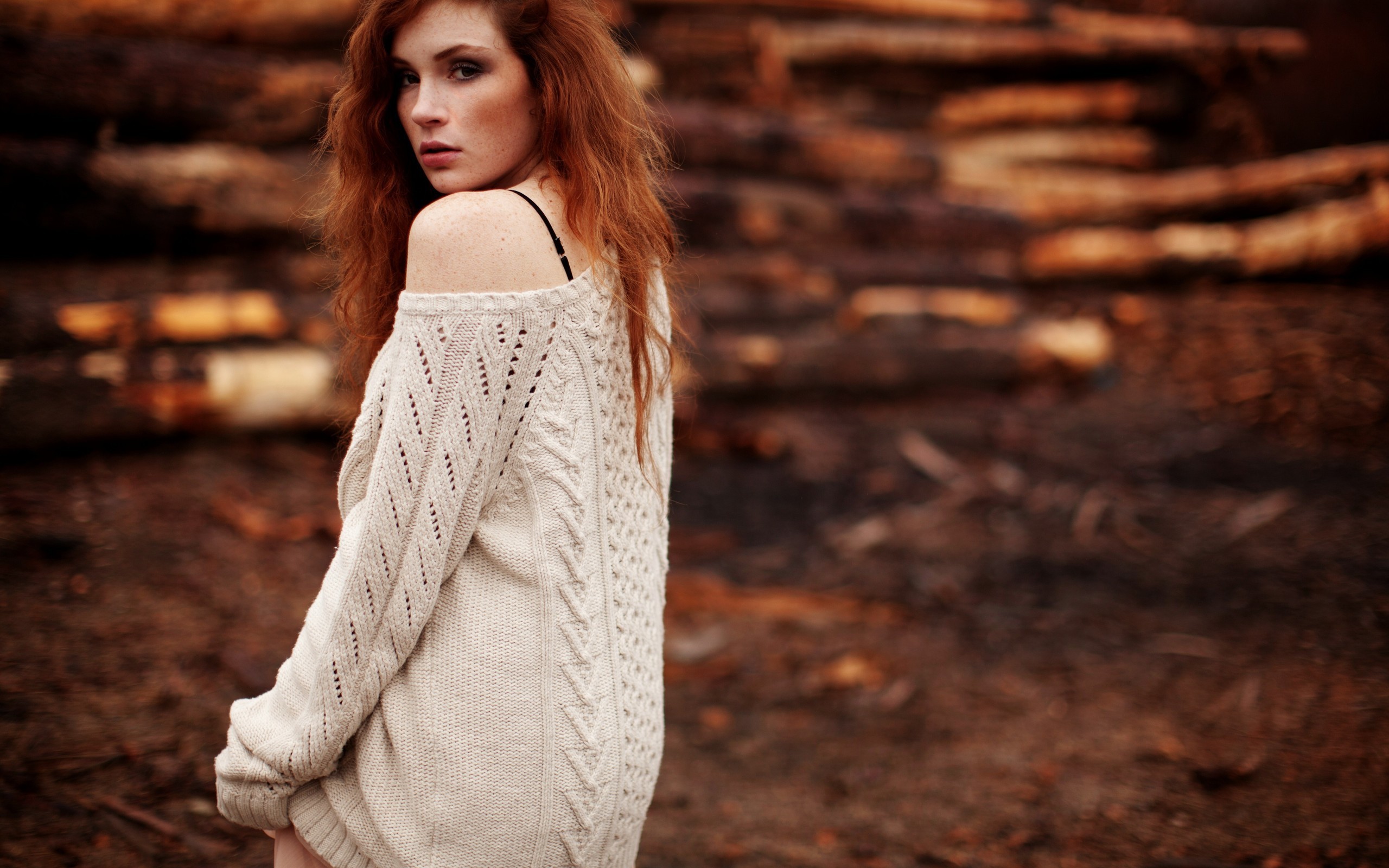 2560x1600 Beautiful Redhead Model wallpapers and stock photos