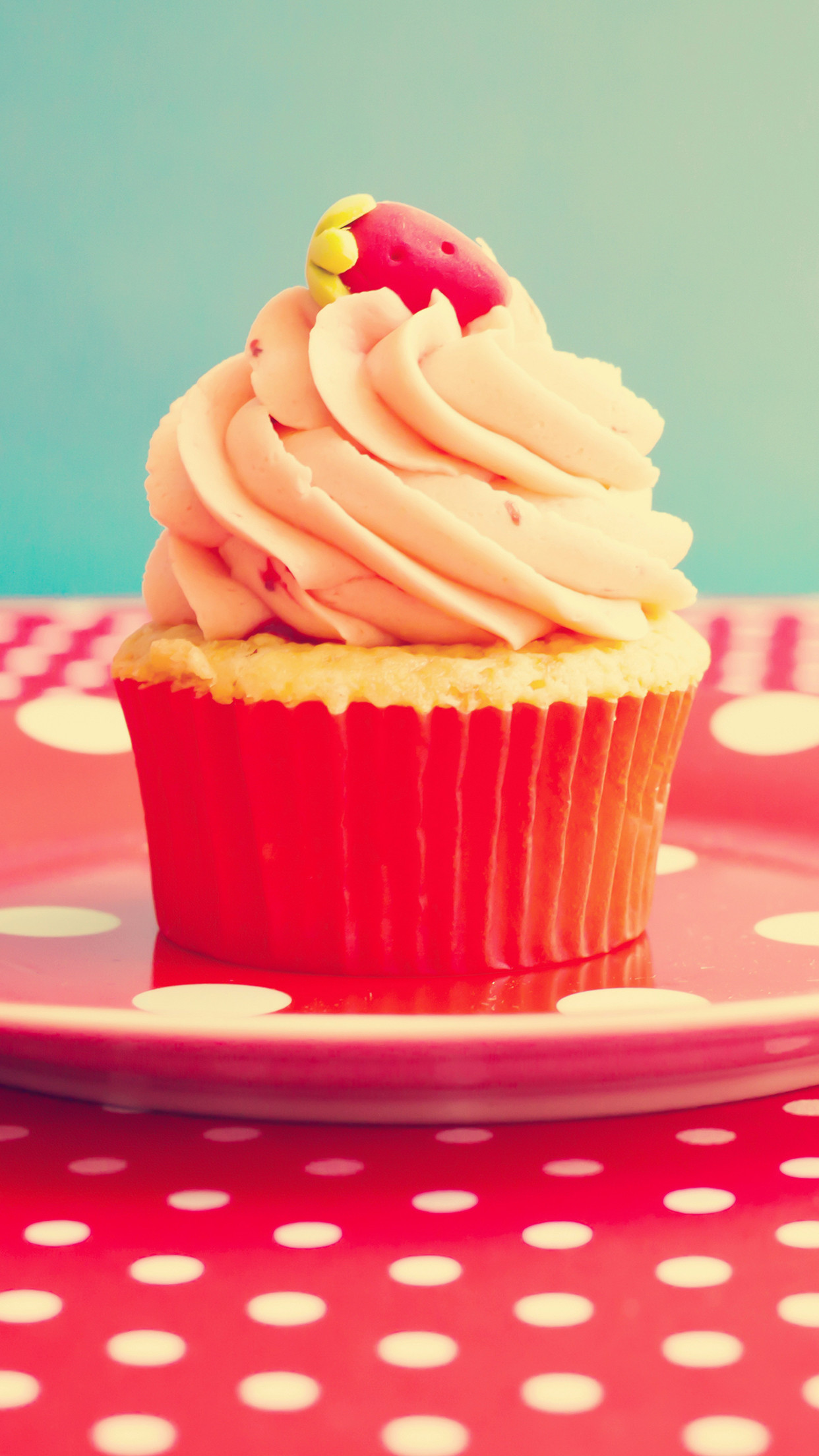 1242x2208 3Wallpapers | Best Wallpapers for all iPhone Retina Â» Cupcake Vintage