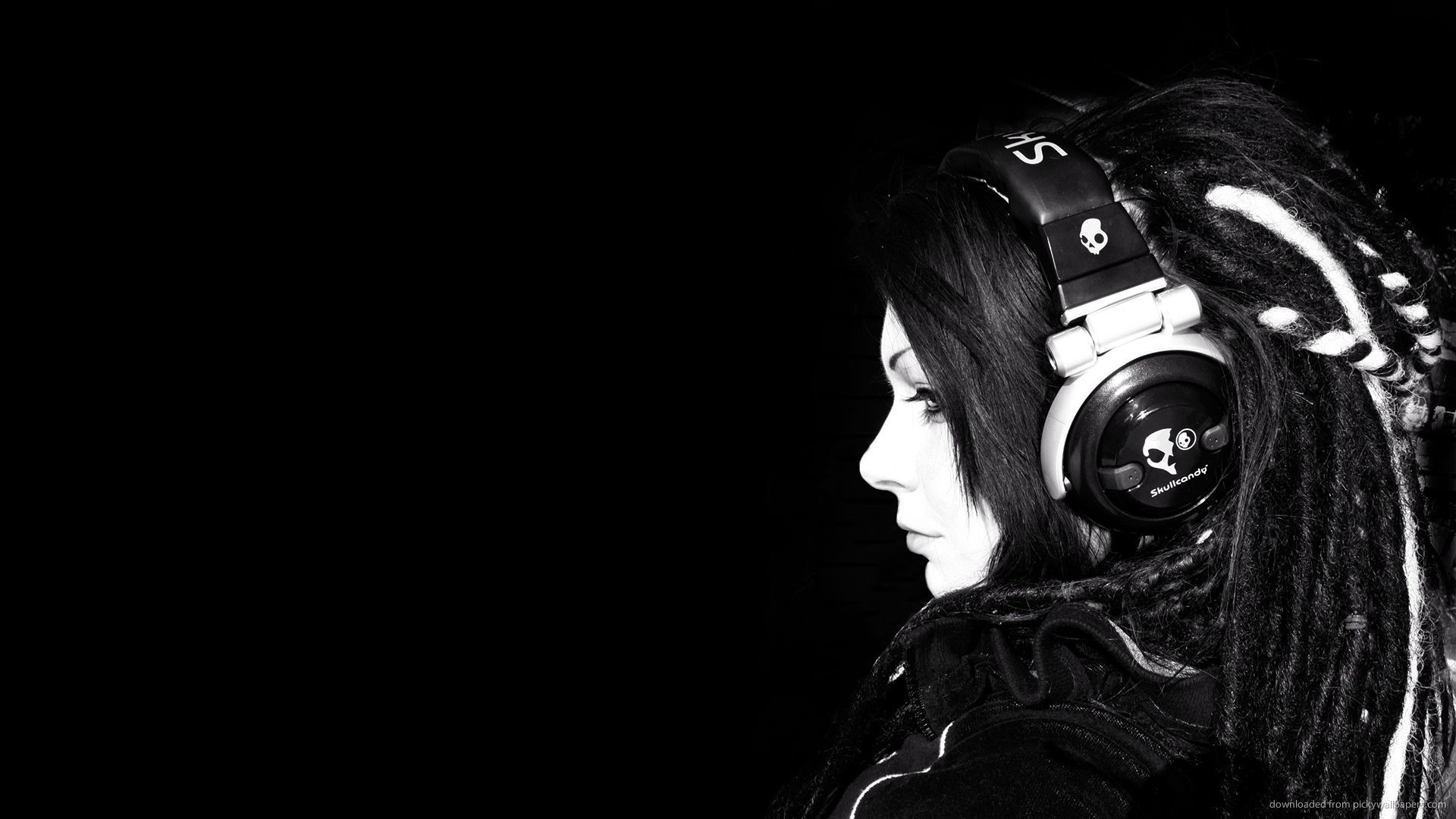 1920x1080 Download  Girl With Dreadlocks And Large Skullcandy .
