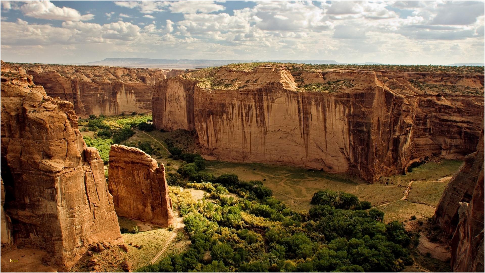 1920x1080 Canyon de Chelly lies within the
