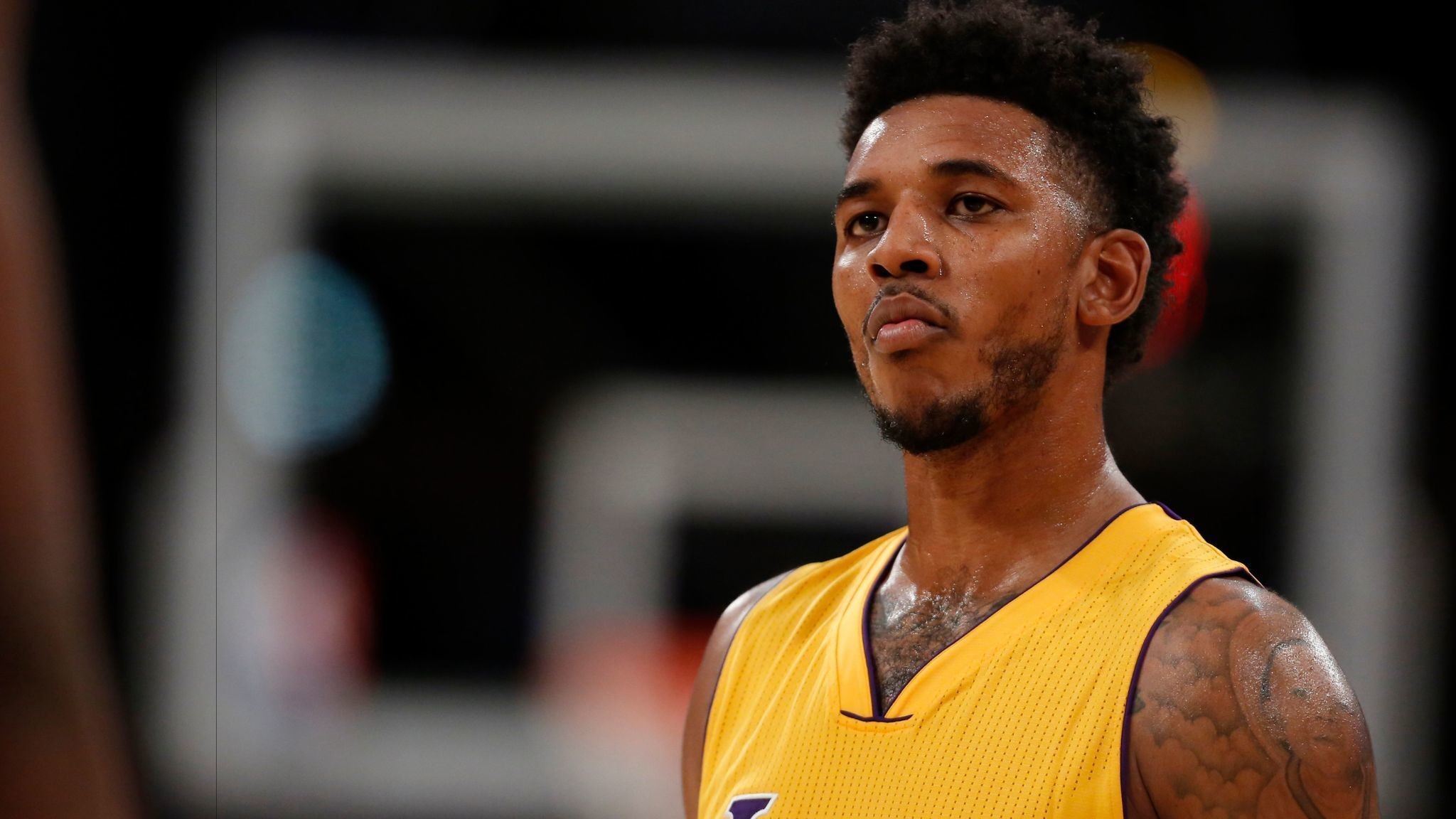 2048x1152 Nick Young's three with five seconds left lifts Lakers past Thunder,  111-109 - LA Times