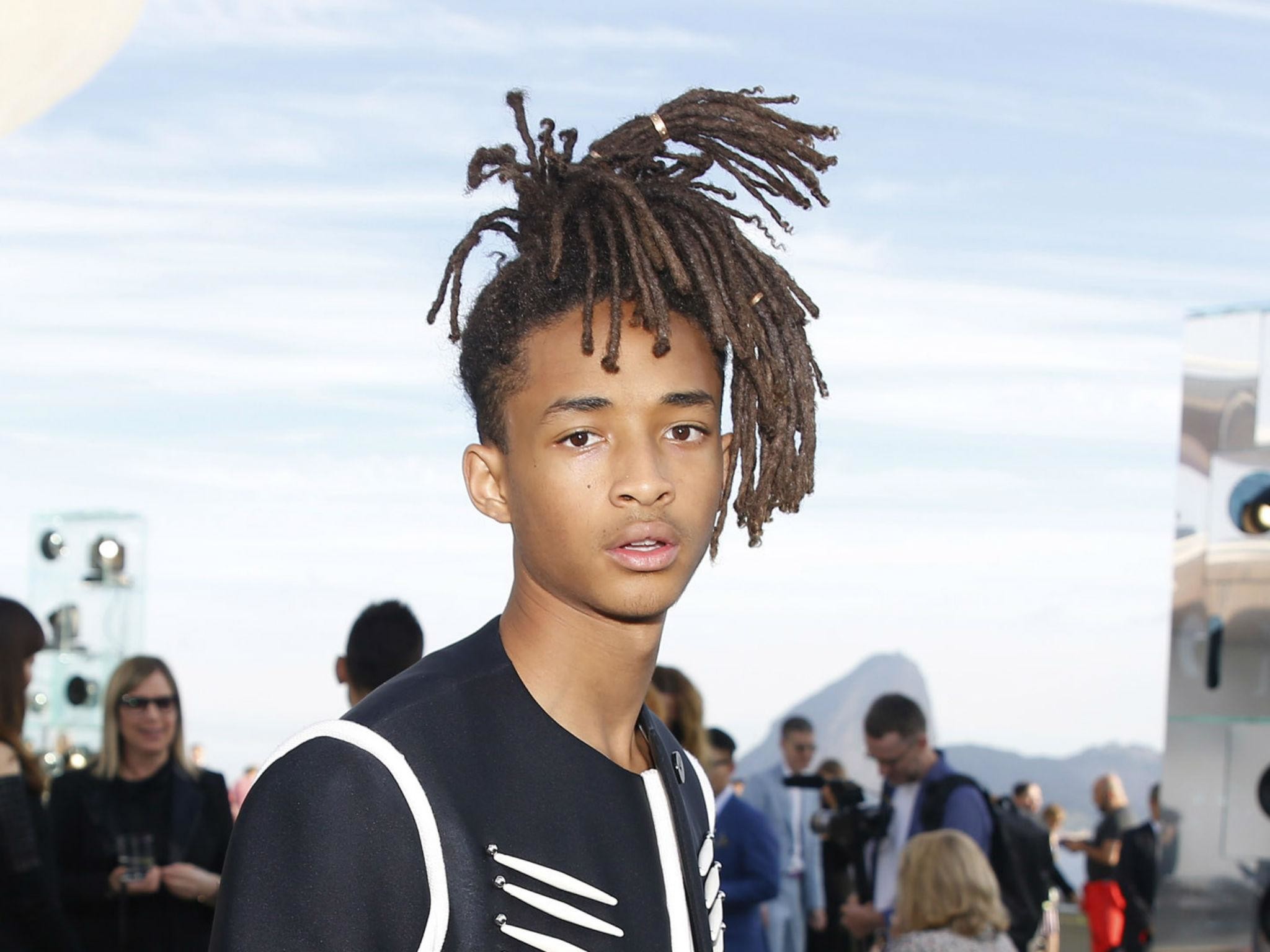 2048x1536 Jaden Smith vomits everywhere in his new video for 'Fallen' | The  Independent