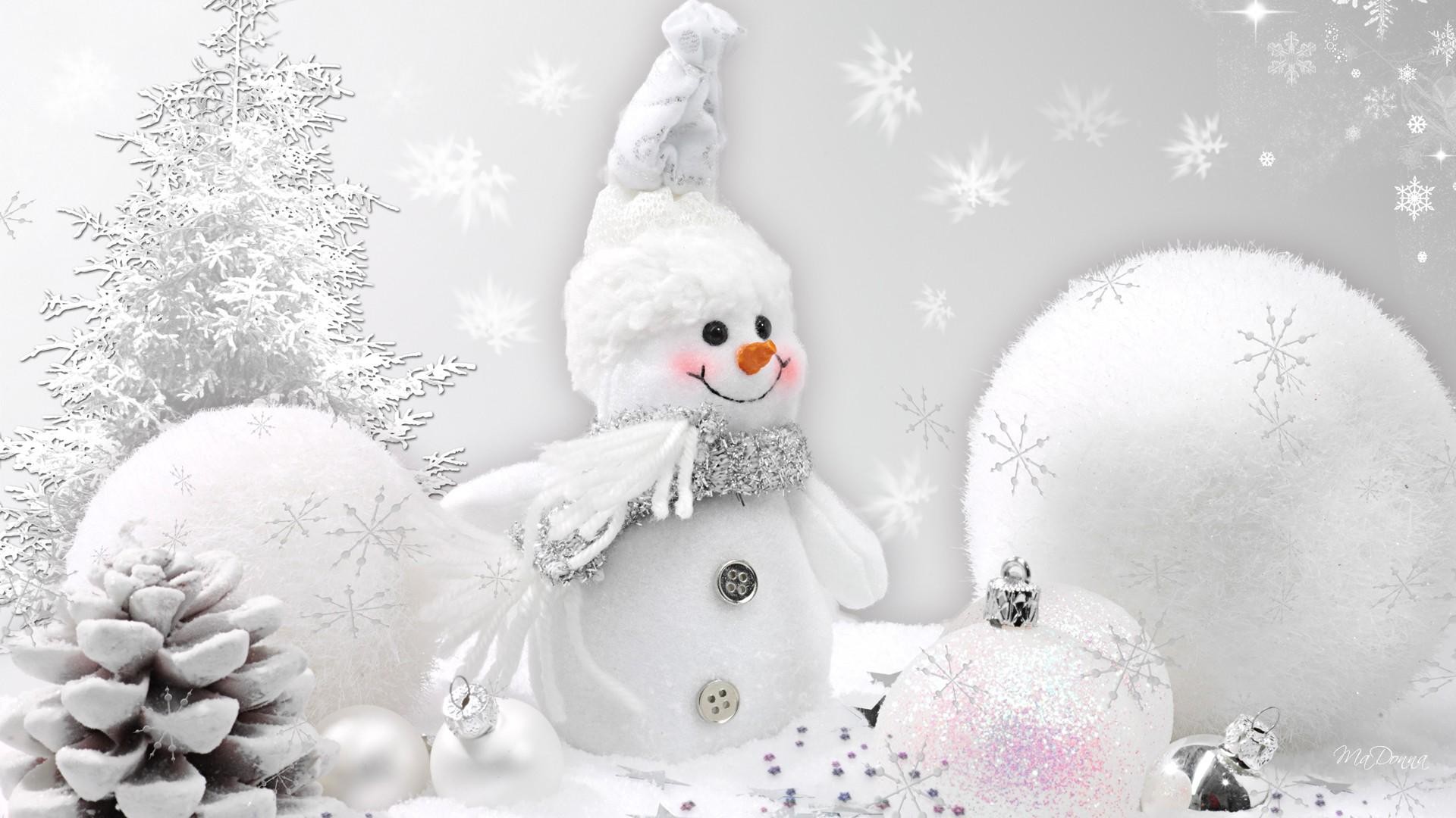 1920x1080 HD A Snowman On The Christmas Tree Wallpaper
