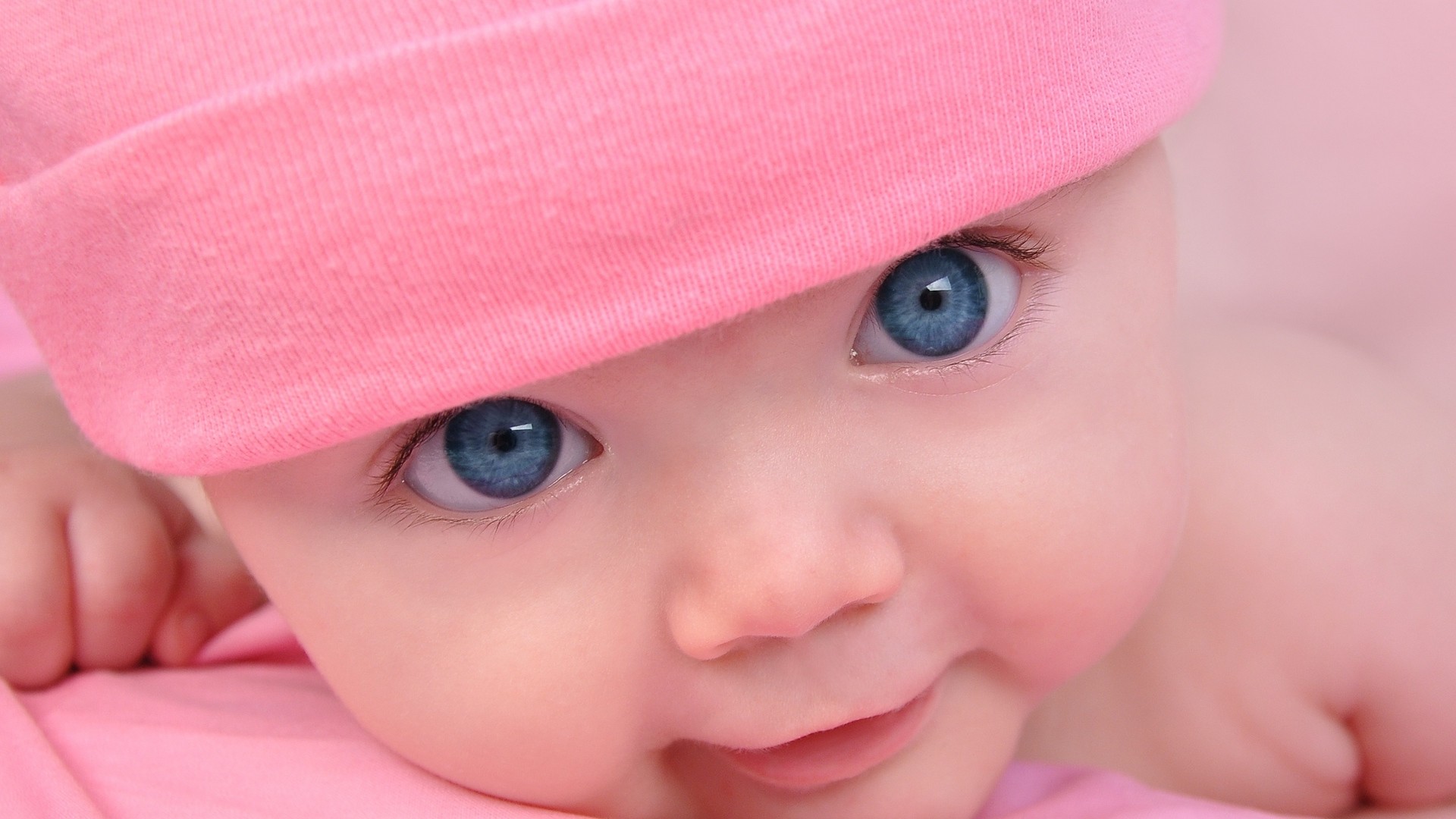 1920x1080  Wallpaper baby, blue eyes, face, cute, hat