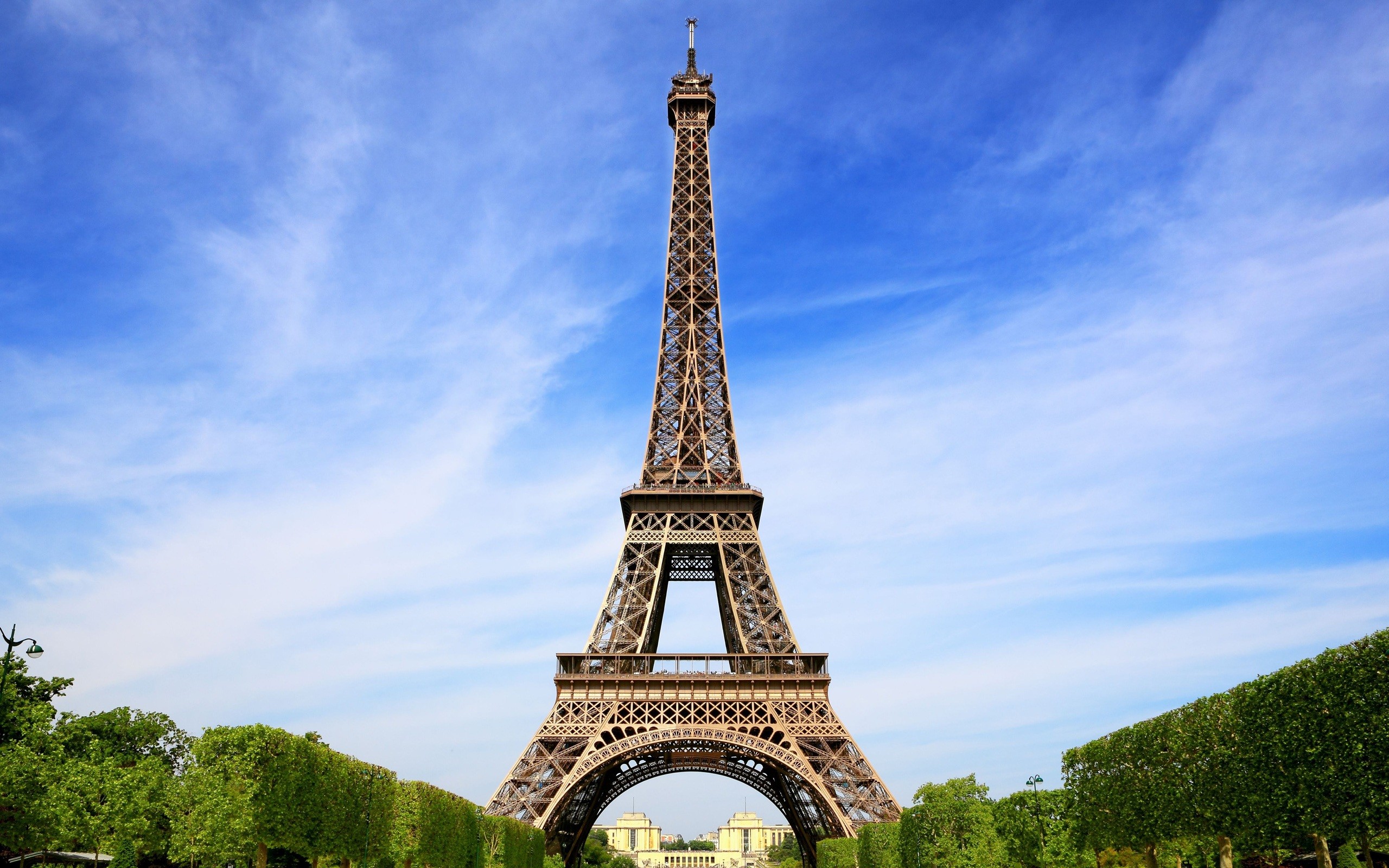 2560x1600 Eiffel Tower Wallpaper HD.