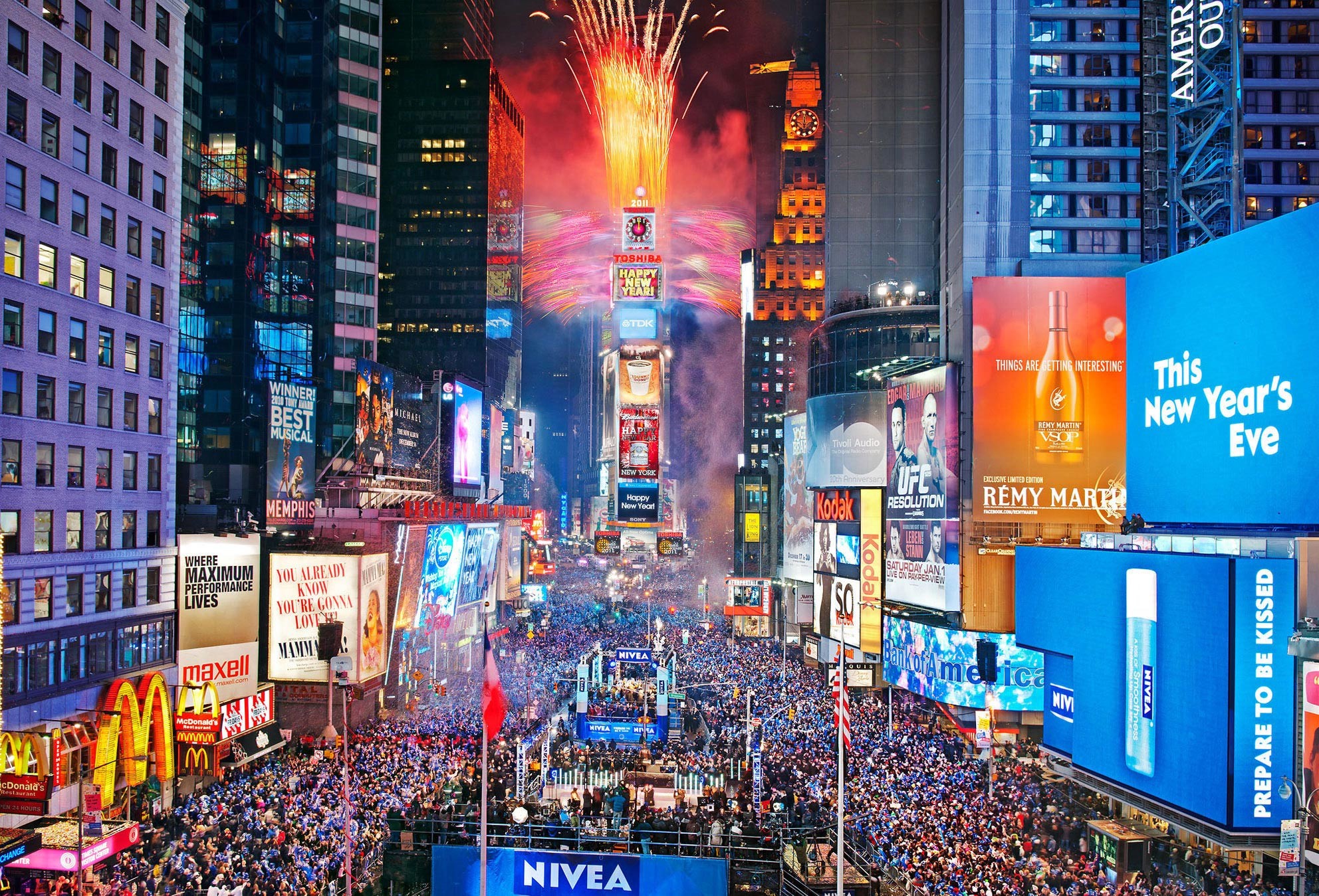 1984x1349 New Years Eve New York City 2017 Images and HD Wallpaper