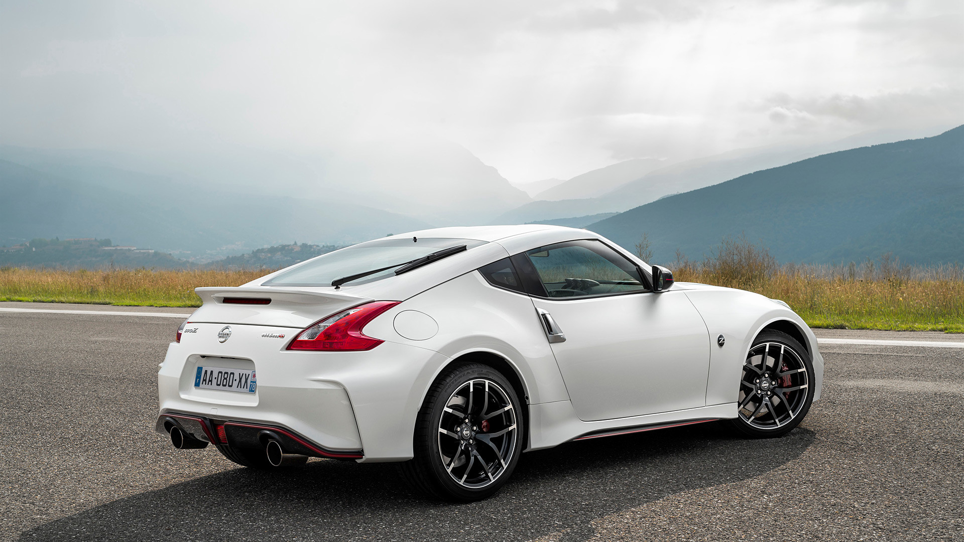 1920x1080 2015 Nissan 370Z Nismo picture