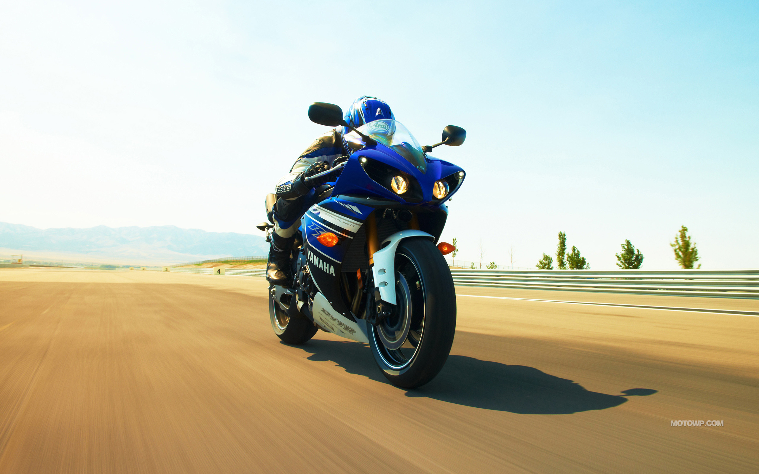 2560x1600 Motorcycles wallpapers Yamaha YZF-R1 - 2013