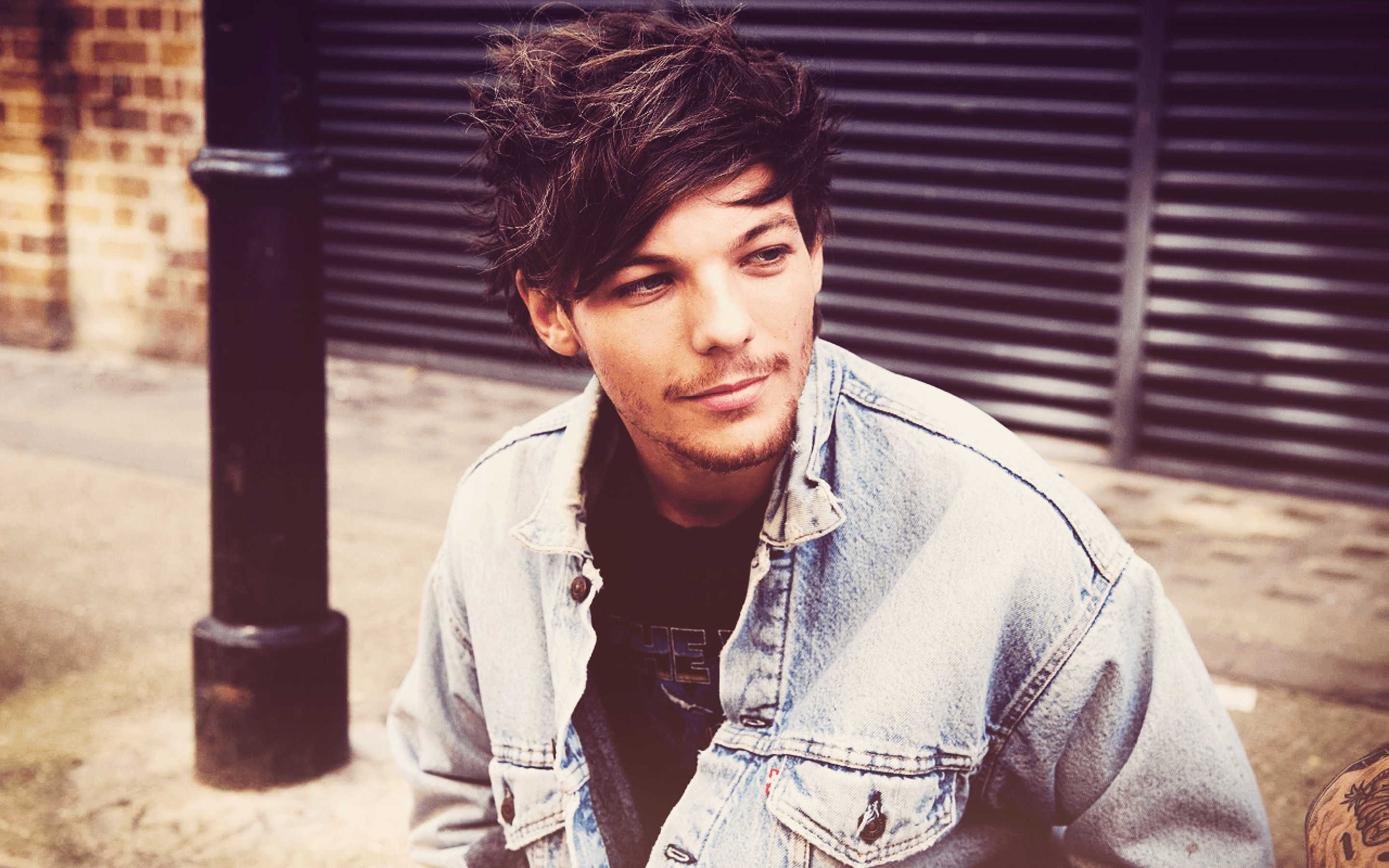 2880x1800 Louis Tomlinson Wallpapers High Resolution and Quality Download