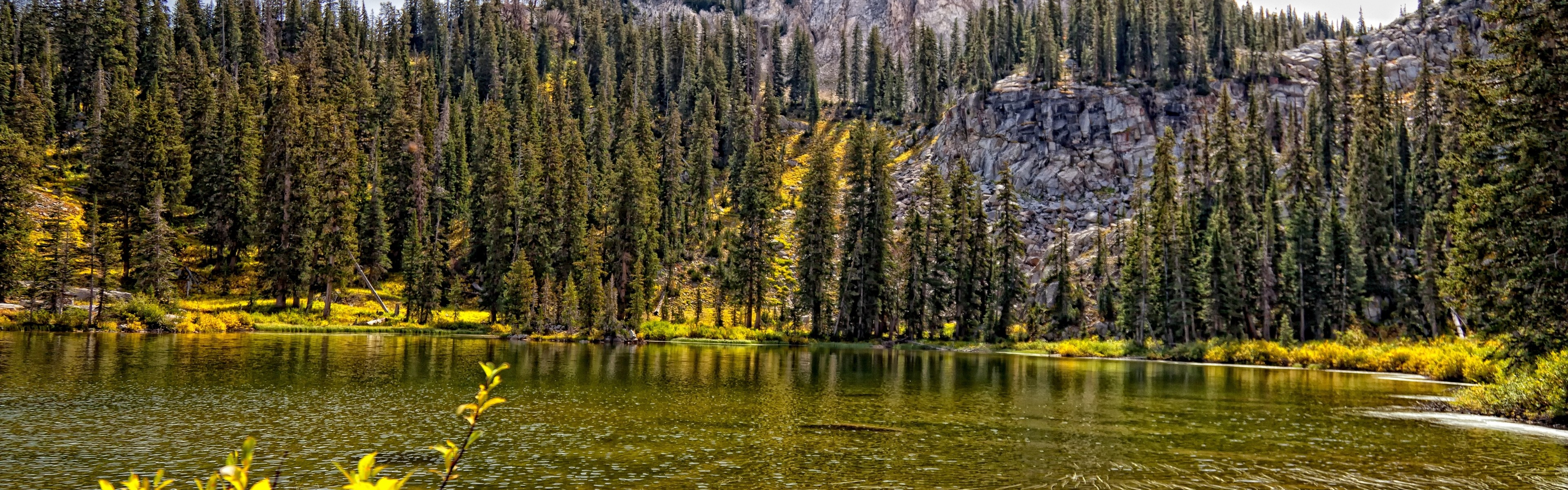 3840x1200  Wallpaper lake, mountain, forest, autumn landscape