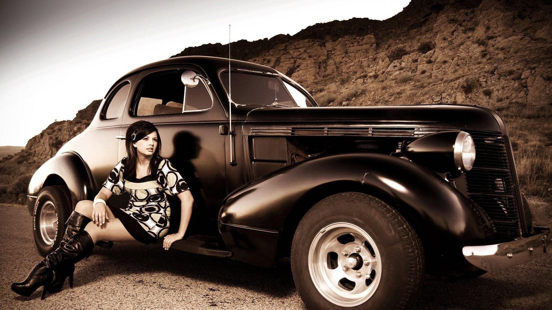 1920x1080 Girls And Muscle Cars Wallpaper