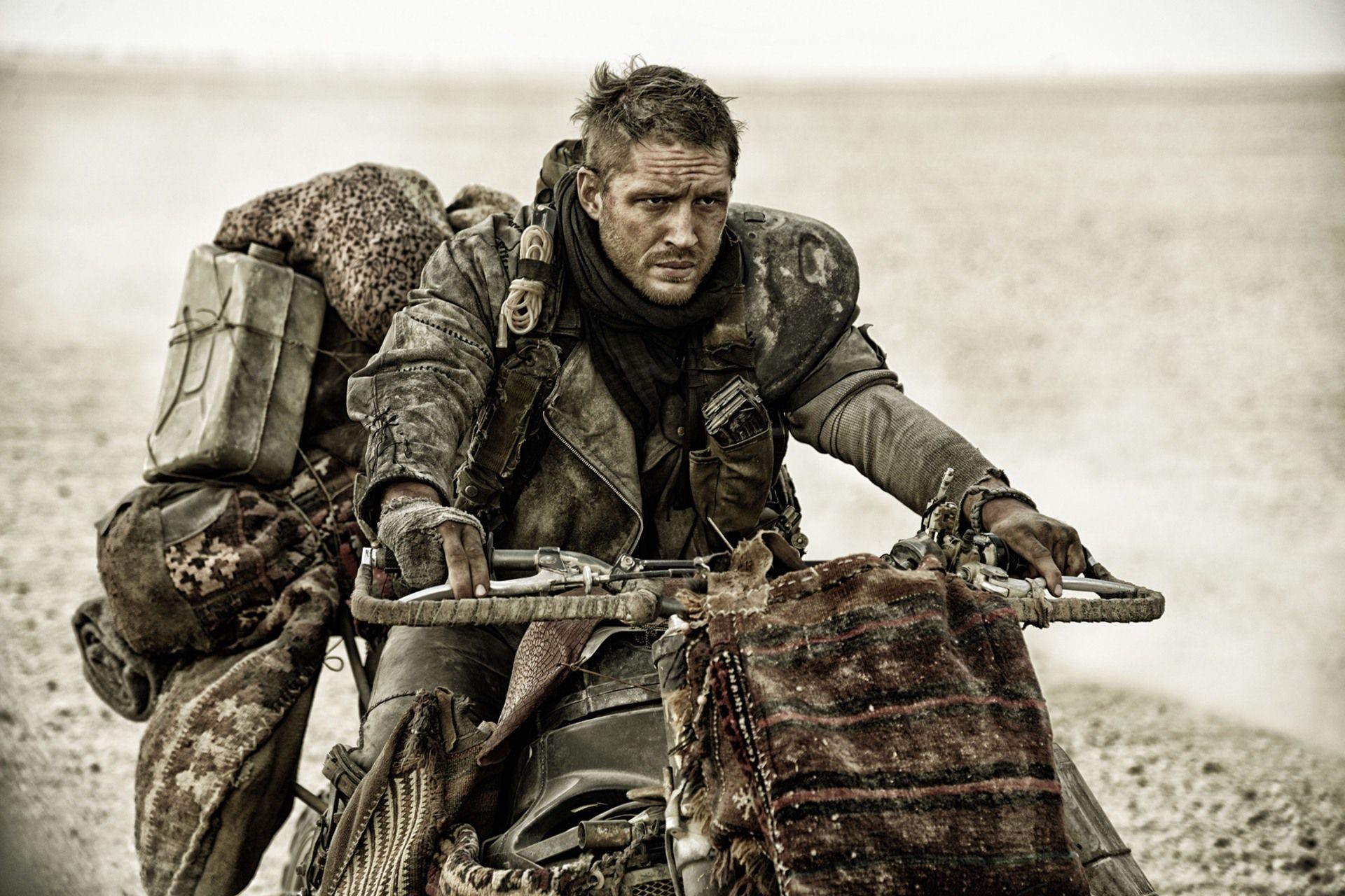 1920x1280 mad-max-fury-road-tom-hardy-wallpapers-mad-