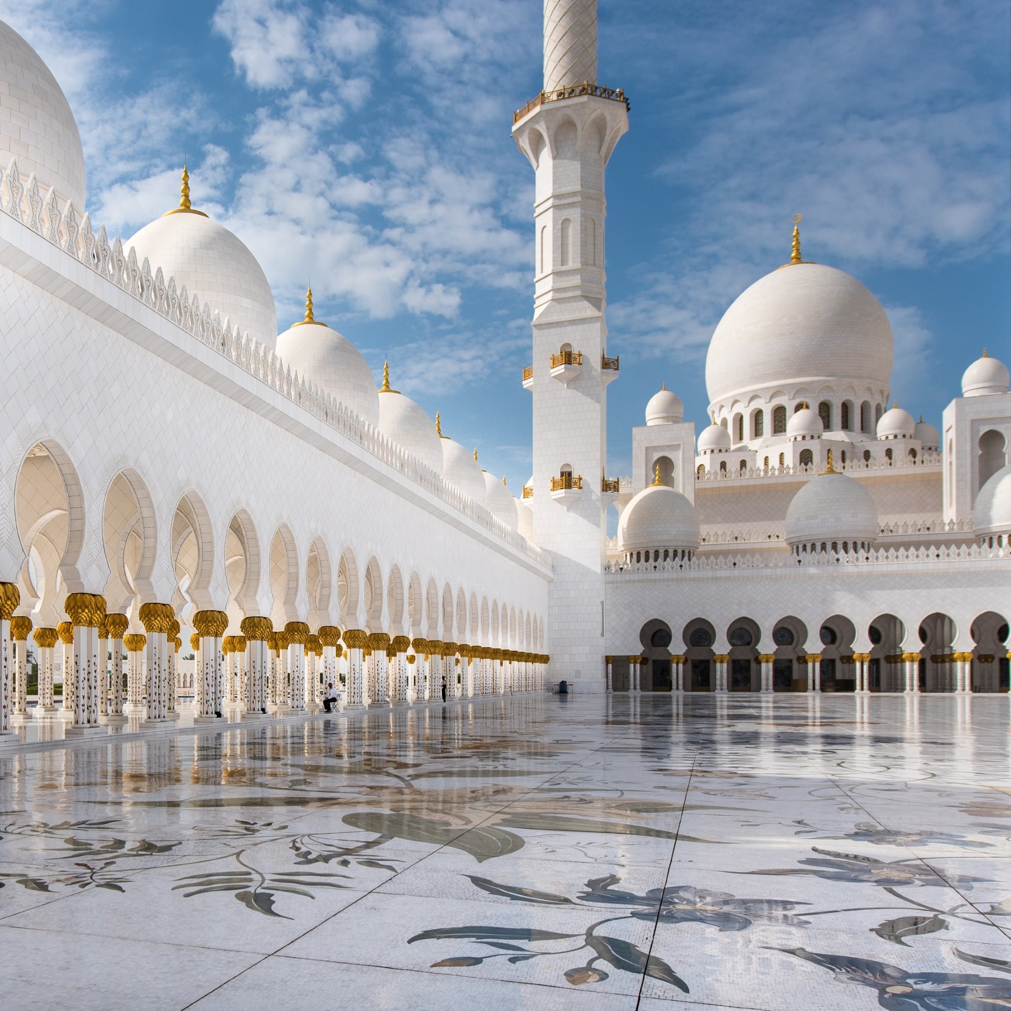 2048x2048 One of the most beautiful mosque in the world can be seem in Abu Dhabi  (Sheikh Zayed Grand Mosque Center) and Jorg Peter captured in this picture  and shared ...