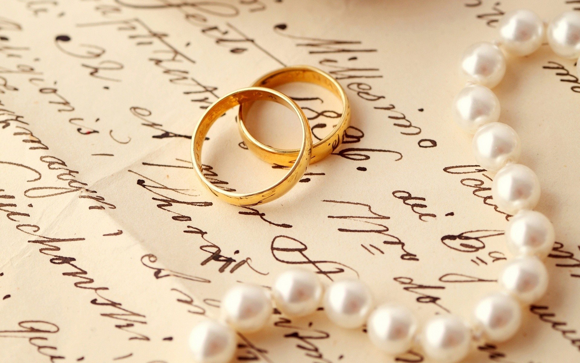 1920x1200 File:Gold-Wedding-Rings-.jpg