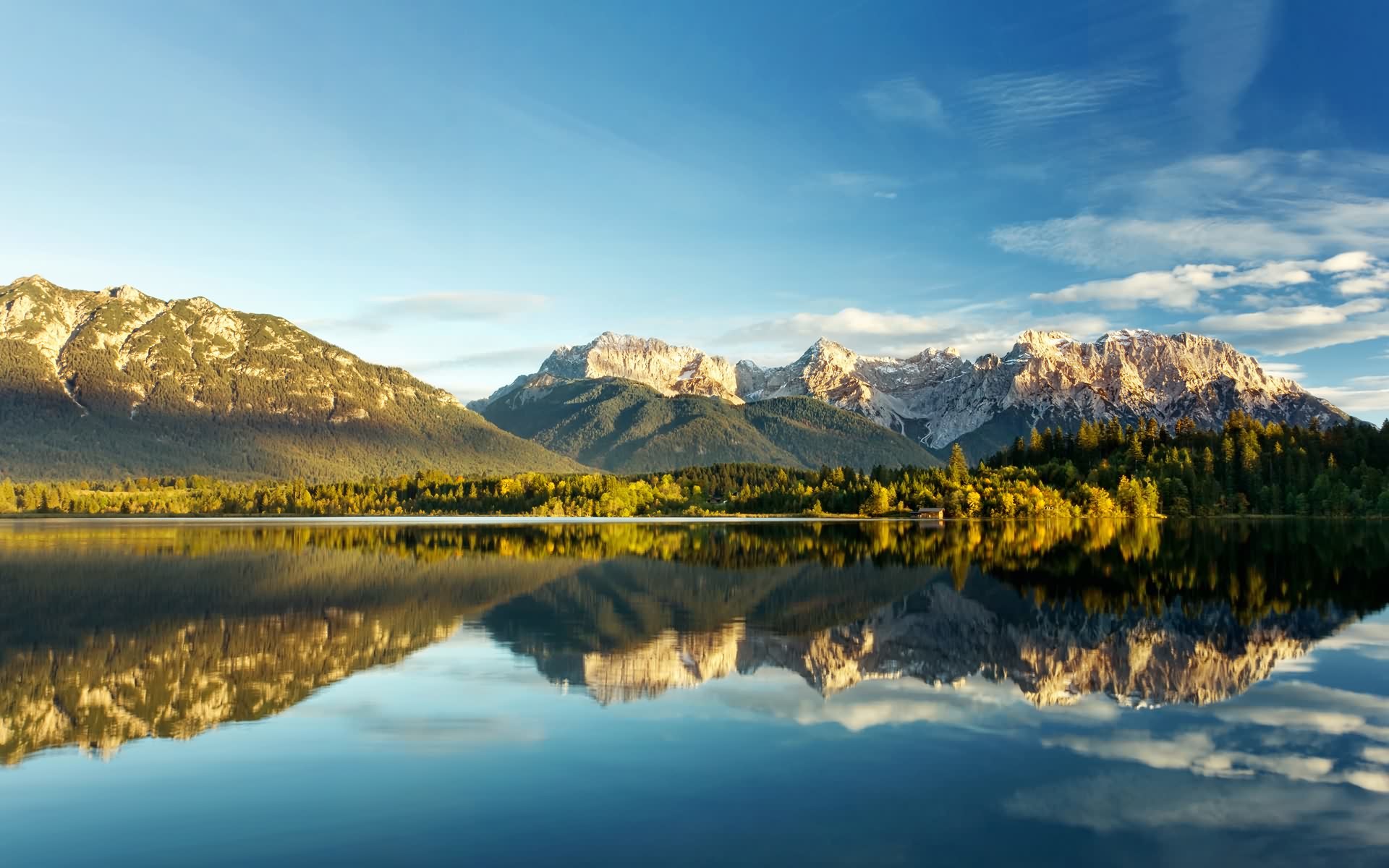 1920x1200 Mountains and water scenic pictures -free pictures
