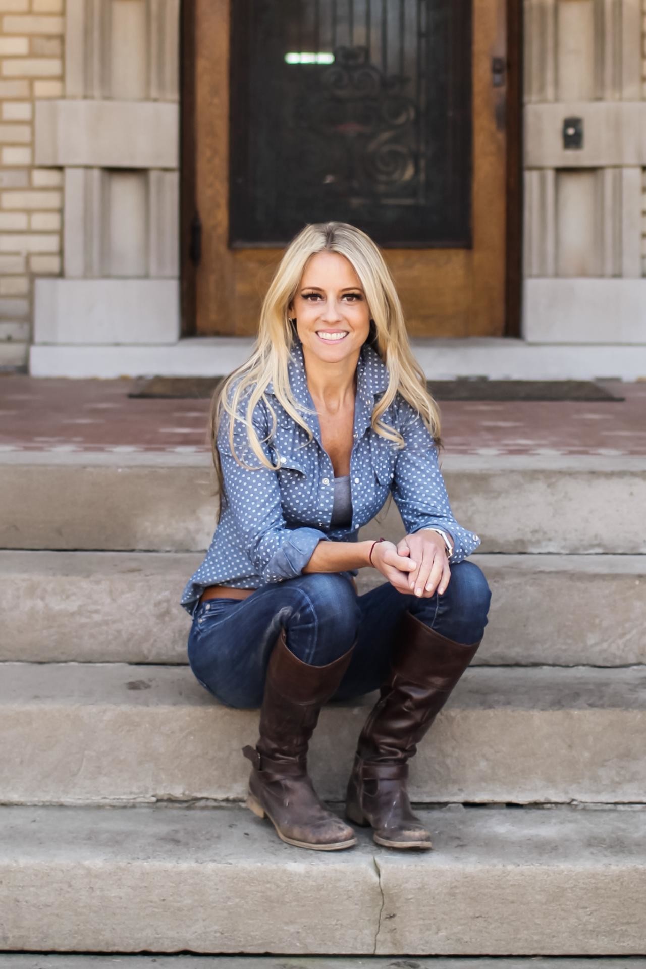 1280x1920 best tags with nicole curtis bio