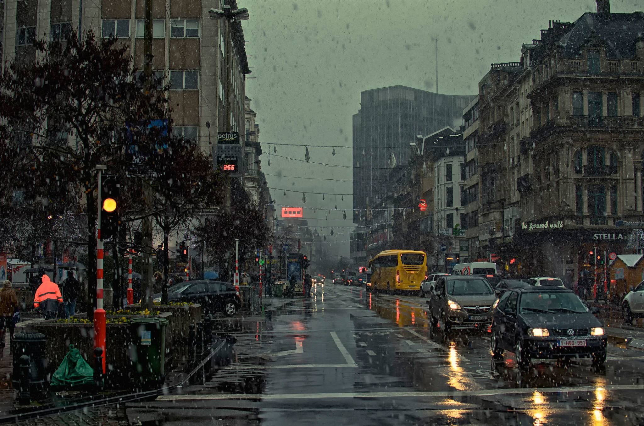 Rainy Wallpapers (64+ images)