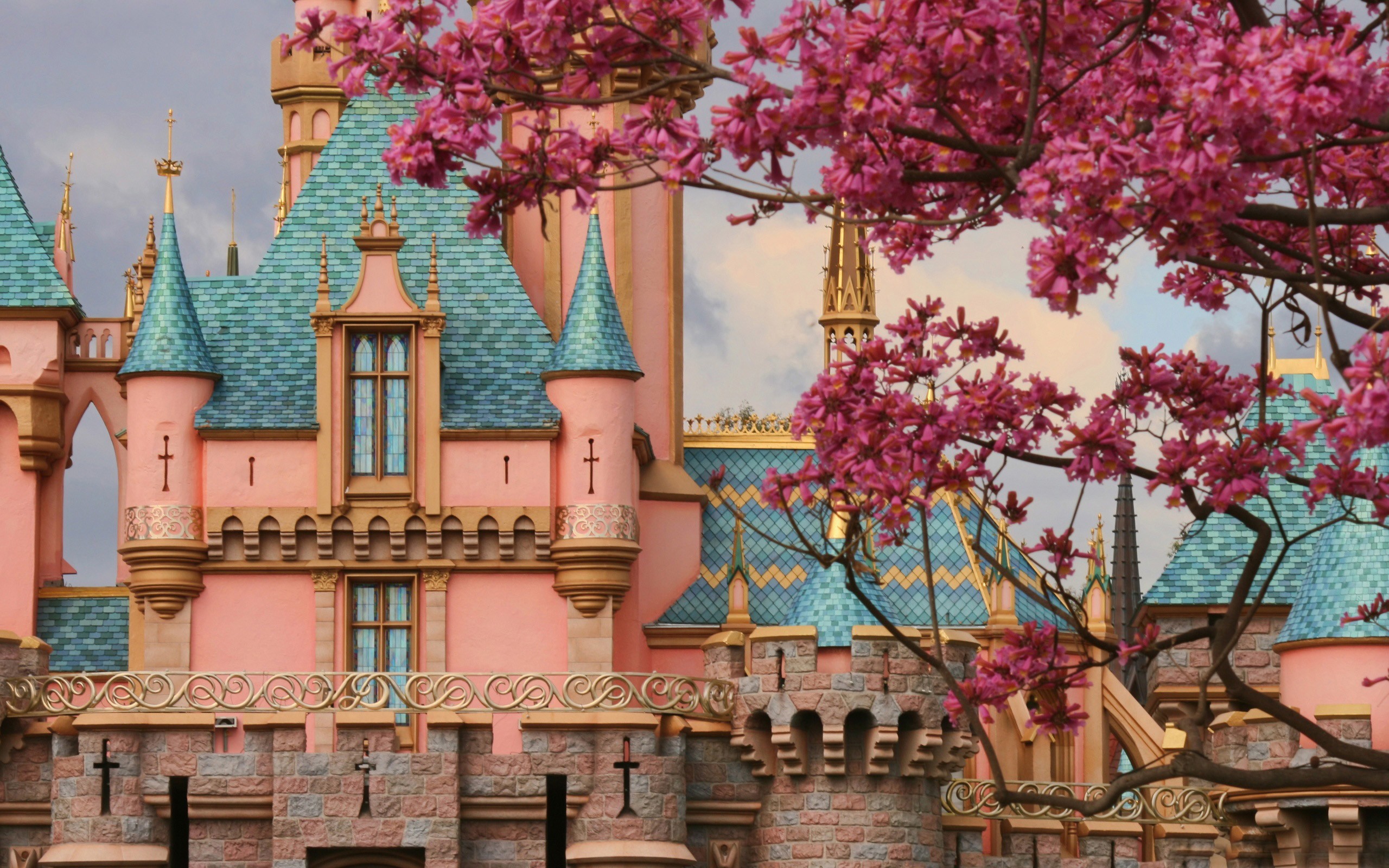 2560x1600 Disneyland sleeping beauty castle wallpaper |  | 1331 | WallpaperUP