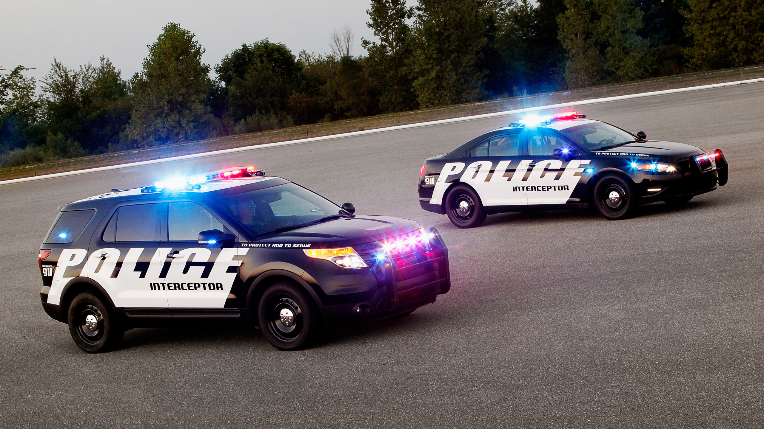 2560x1440 2014 Ford Police Interceptors