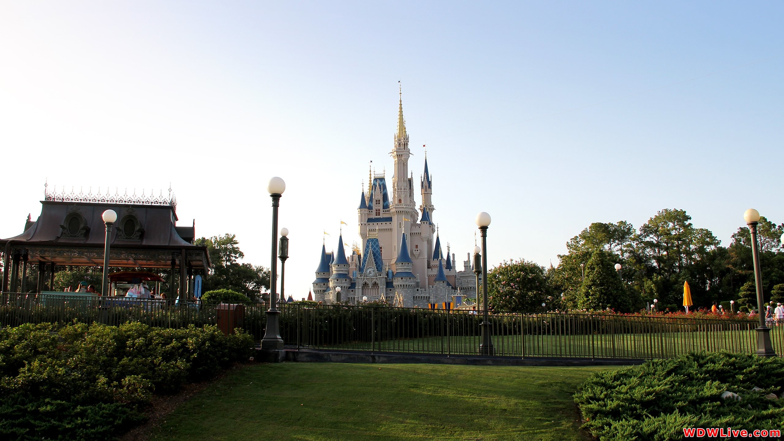 2560x1440 Disney World Cinderella Castle 759417 ...
