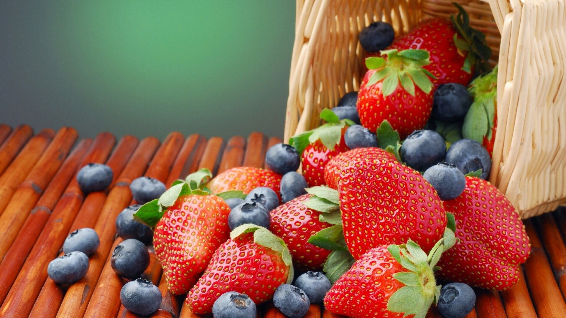 1920x1080 Fruit Basket Strawberries Nature Blueberries Fruits Free Desktop Background  - 1920x1200
