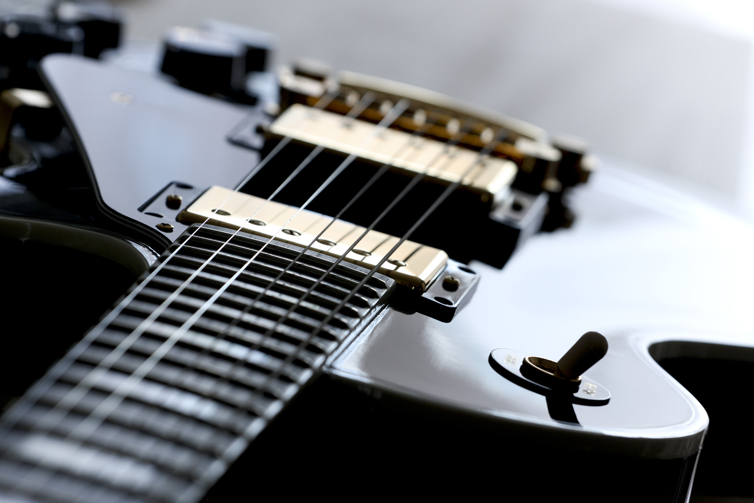 2400x1600 Gibson Custom Les Paul Black Beauty