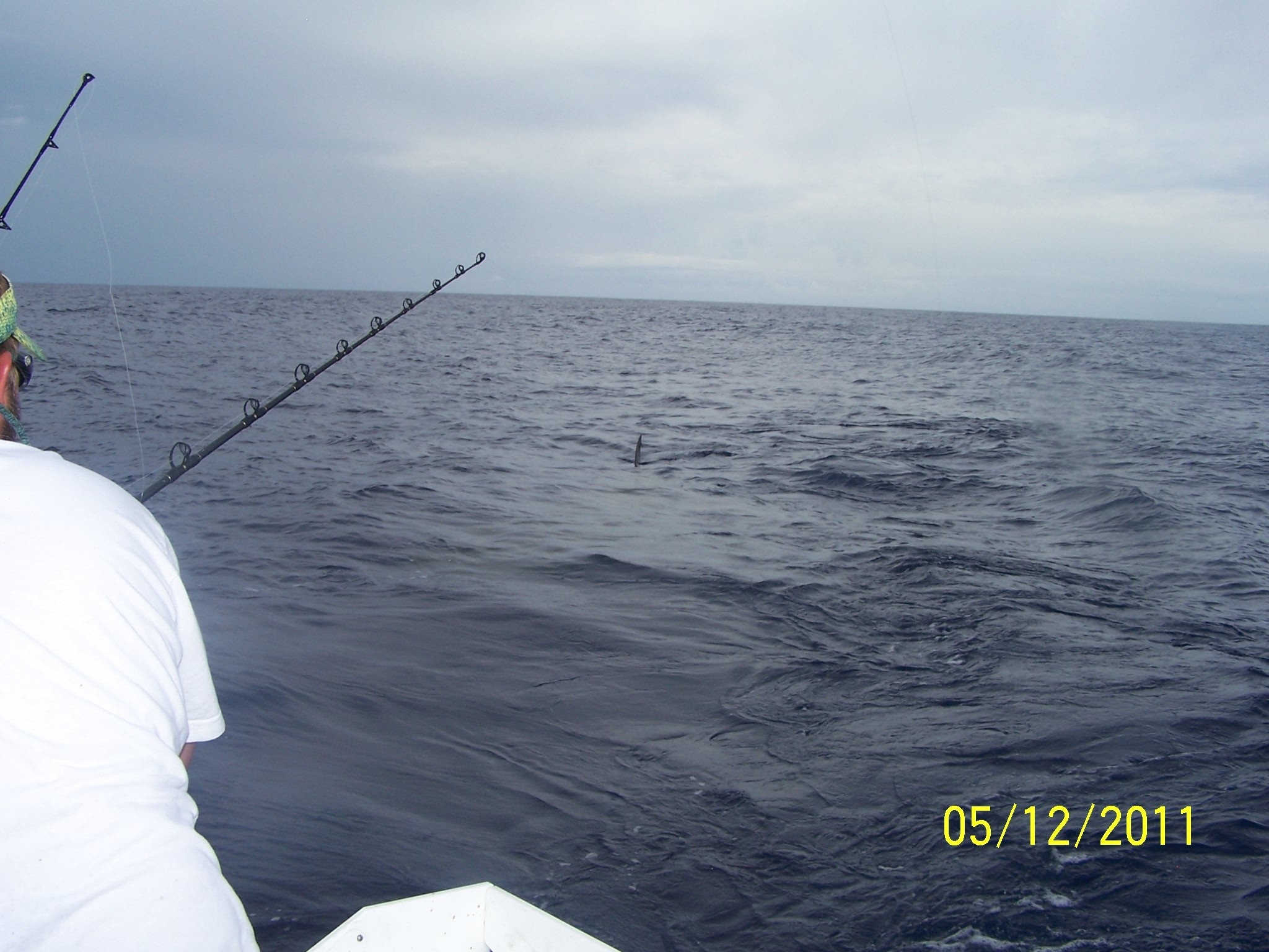 2048x1536 oahu honolulu deep sea charter fishing