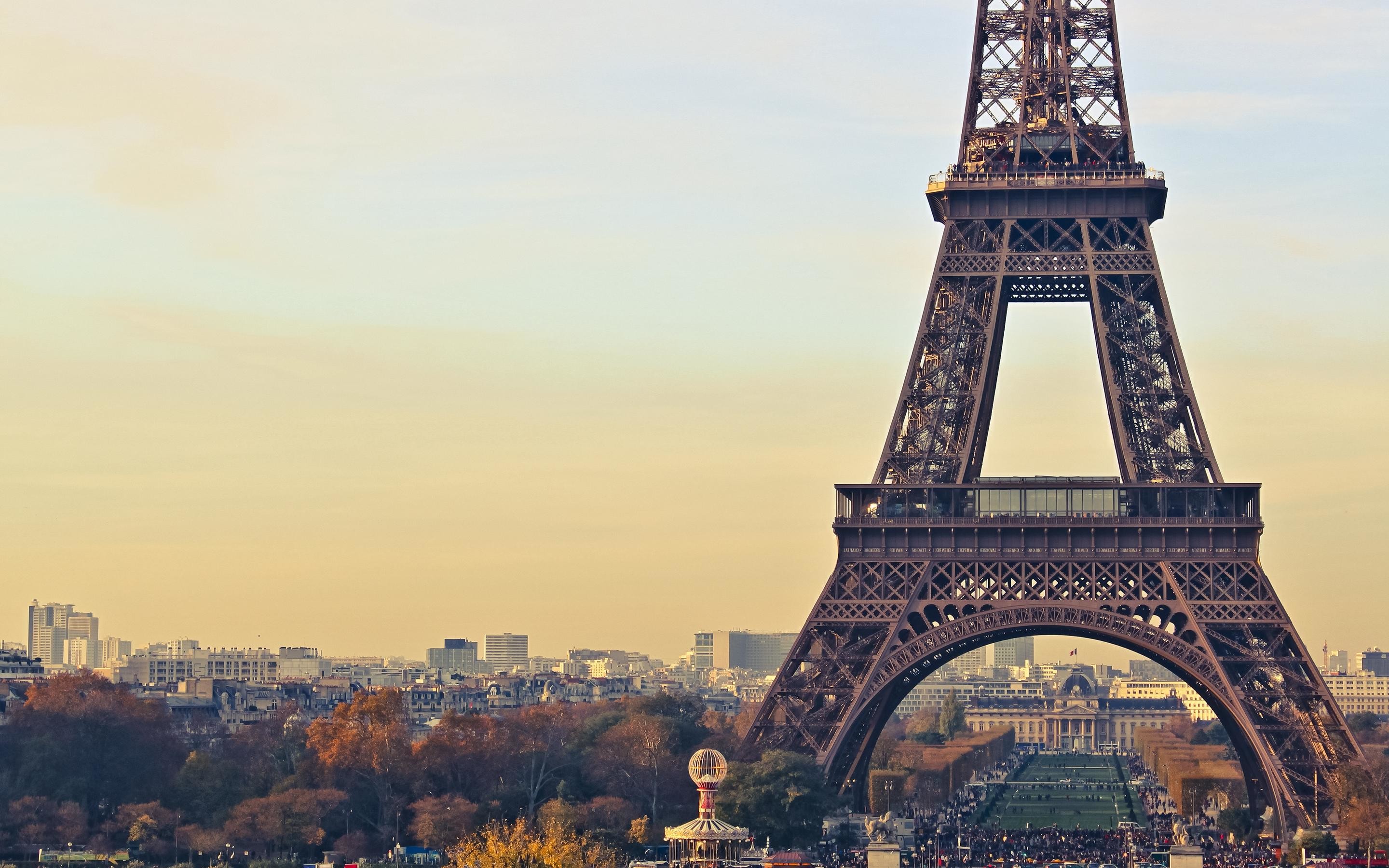 2880x1800 Paris Eiffel Tower Widescreen Wallpaper 7405