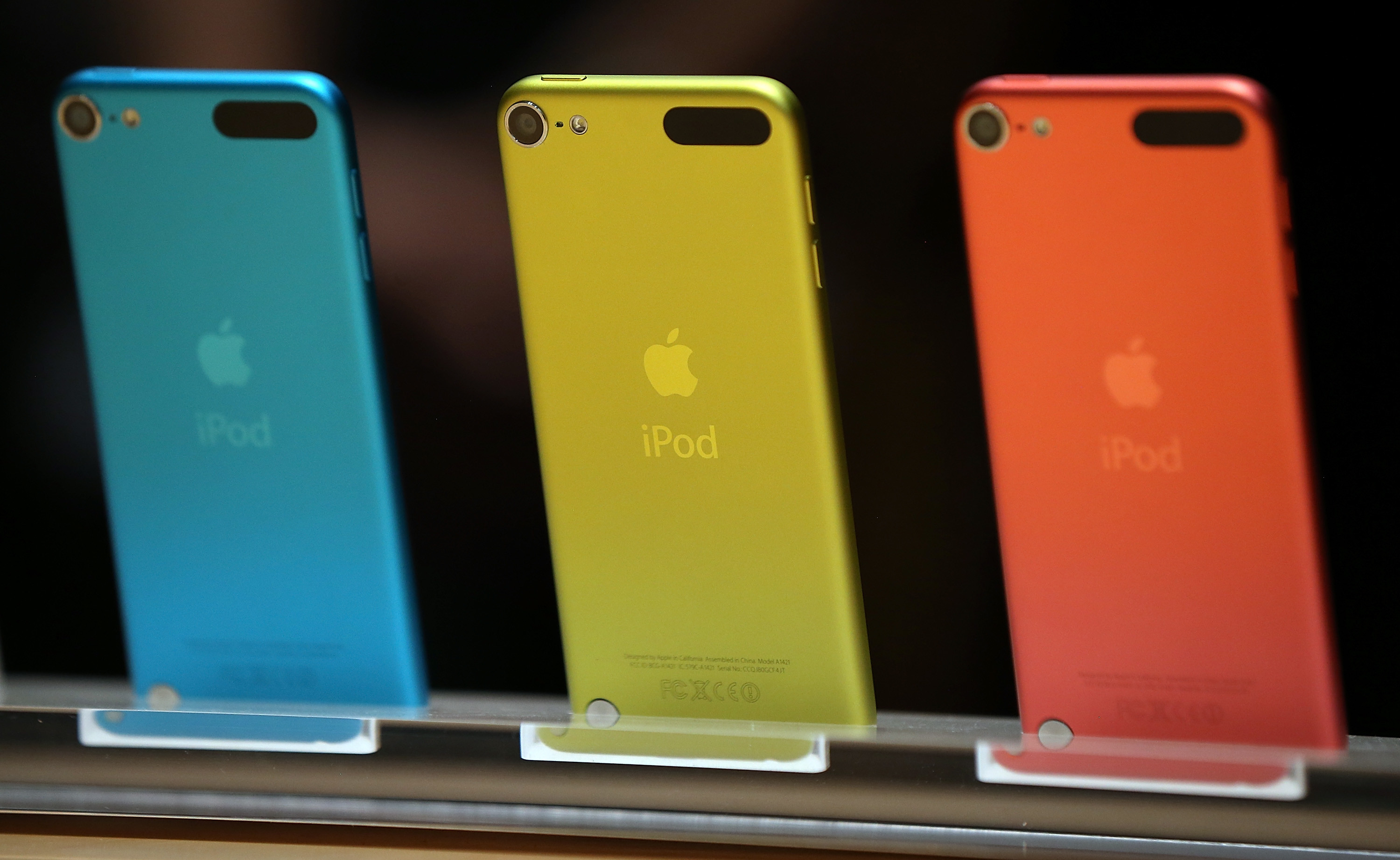 3000x1842 Apple begins shipping new iPod touch and iPod nano, deliveries expected  from October 15