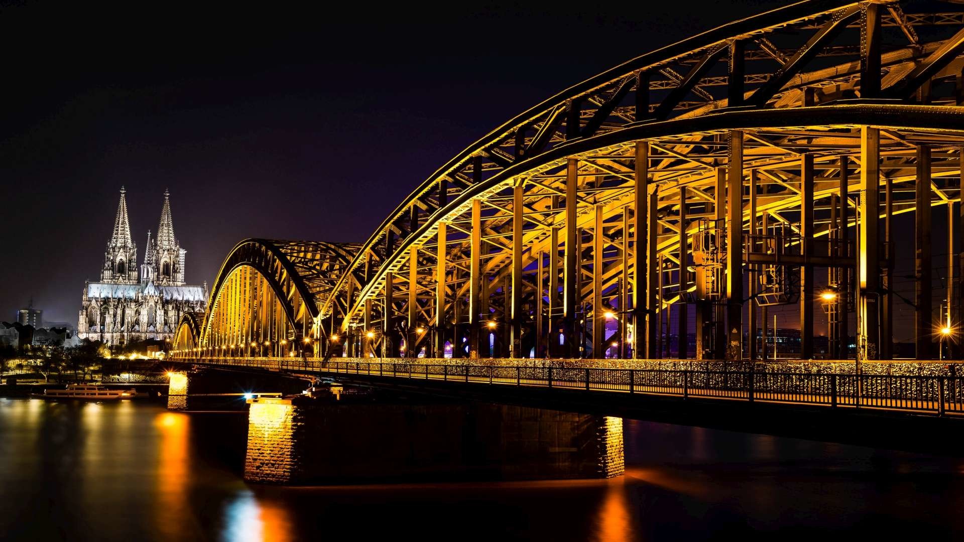 1920x1080 Hohenzollern bridge and cologne chathedral windows spotlight picture