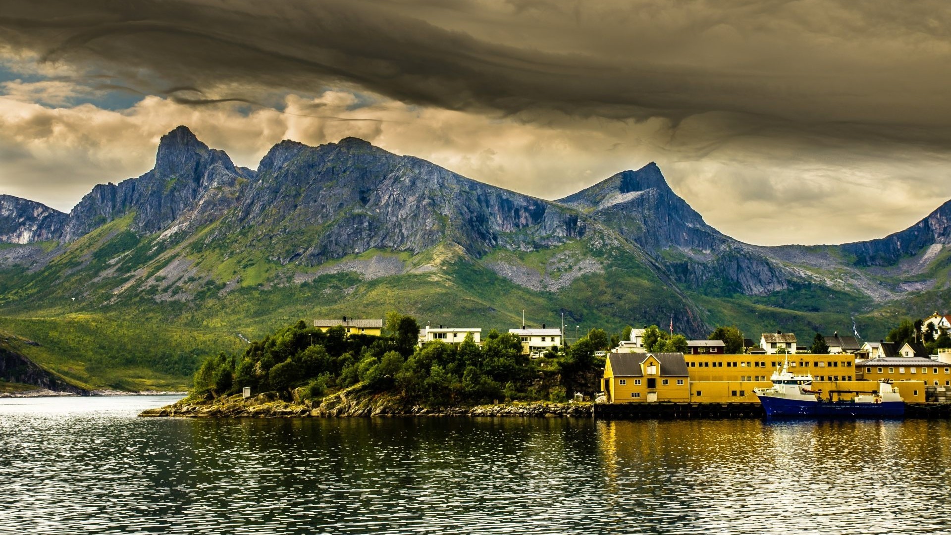 1920x1080 Norway Fjords Beautiful Landscape Wallpaper