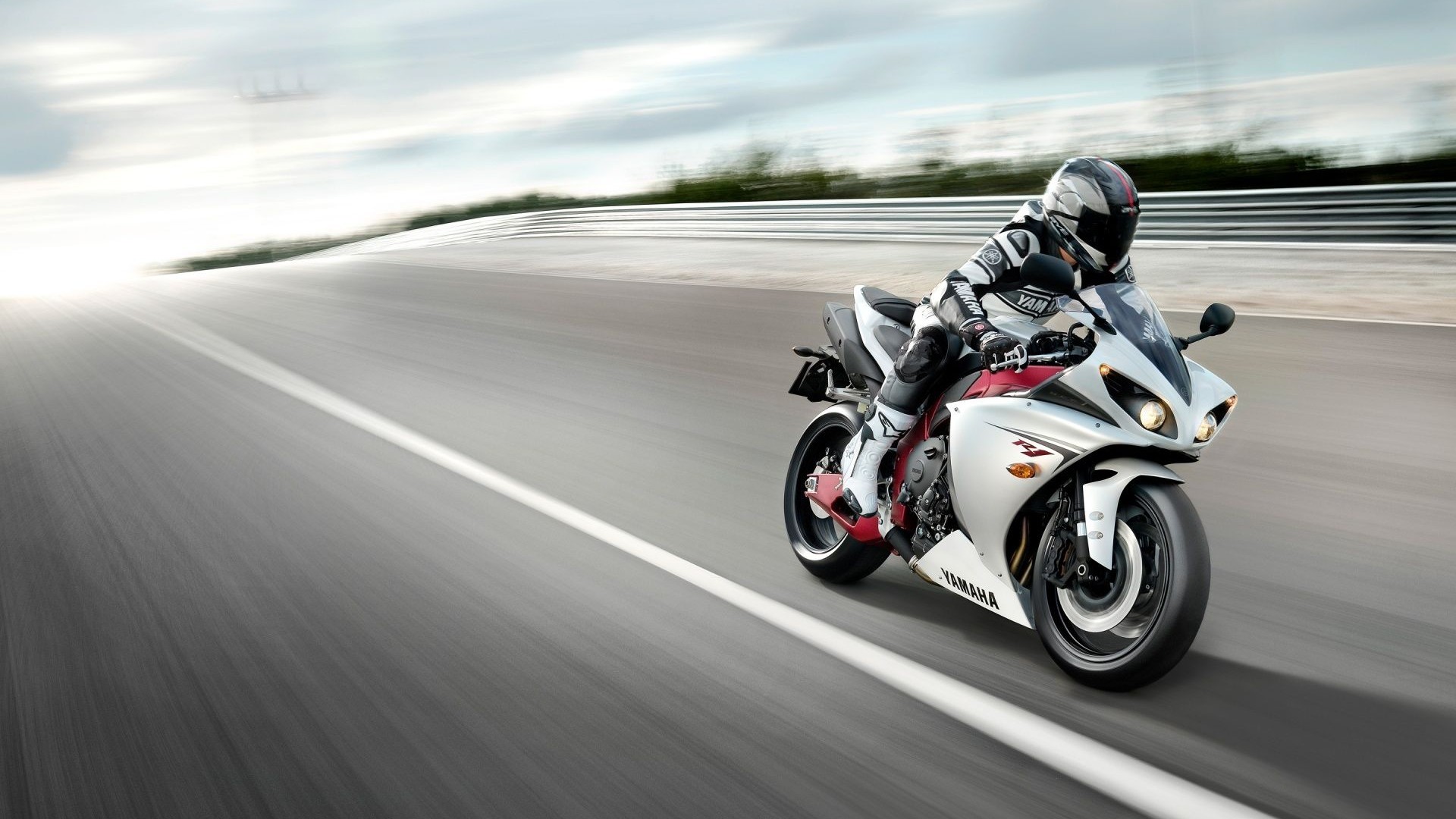 1920x1080 Yamaha yzf r Wallpapers Pictures 1920Ã1200 Yamaha R1 Wallpapers (50  Wallpapers) |
