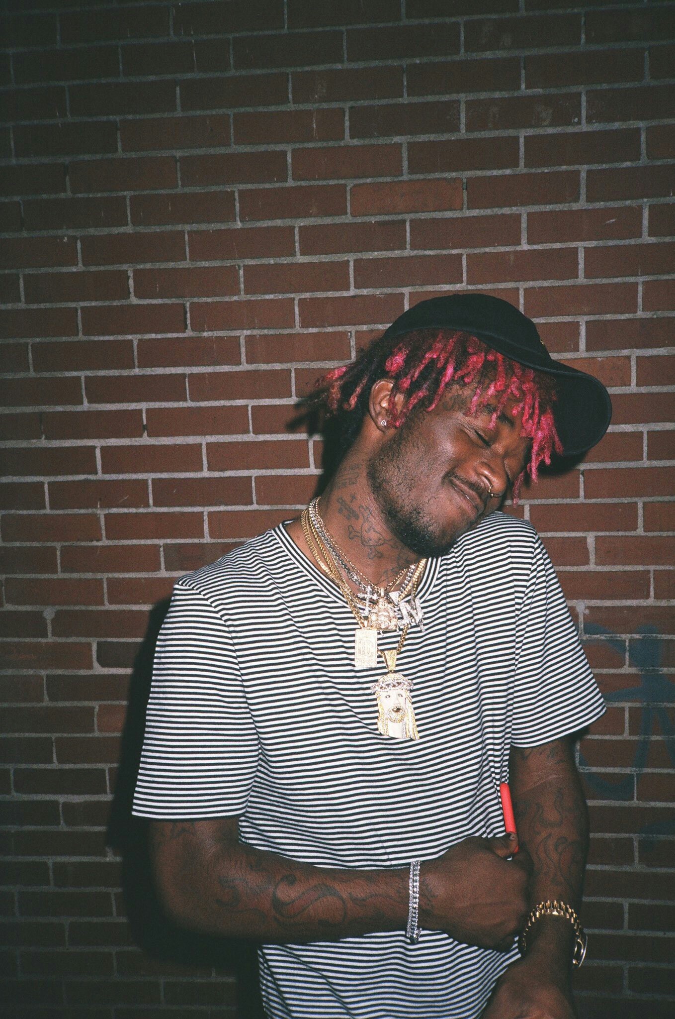 1358x2048 While I love lil uzi vert and his hair I chose this photo because it shows